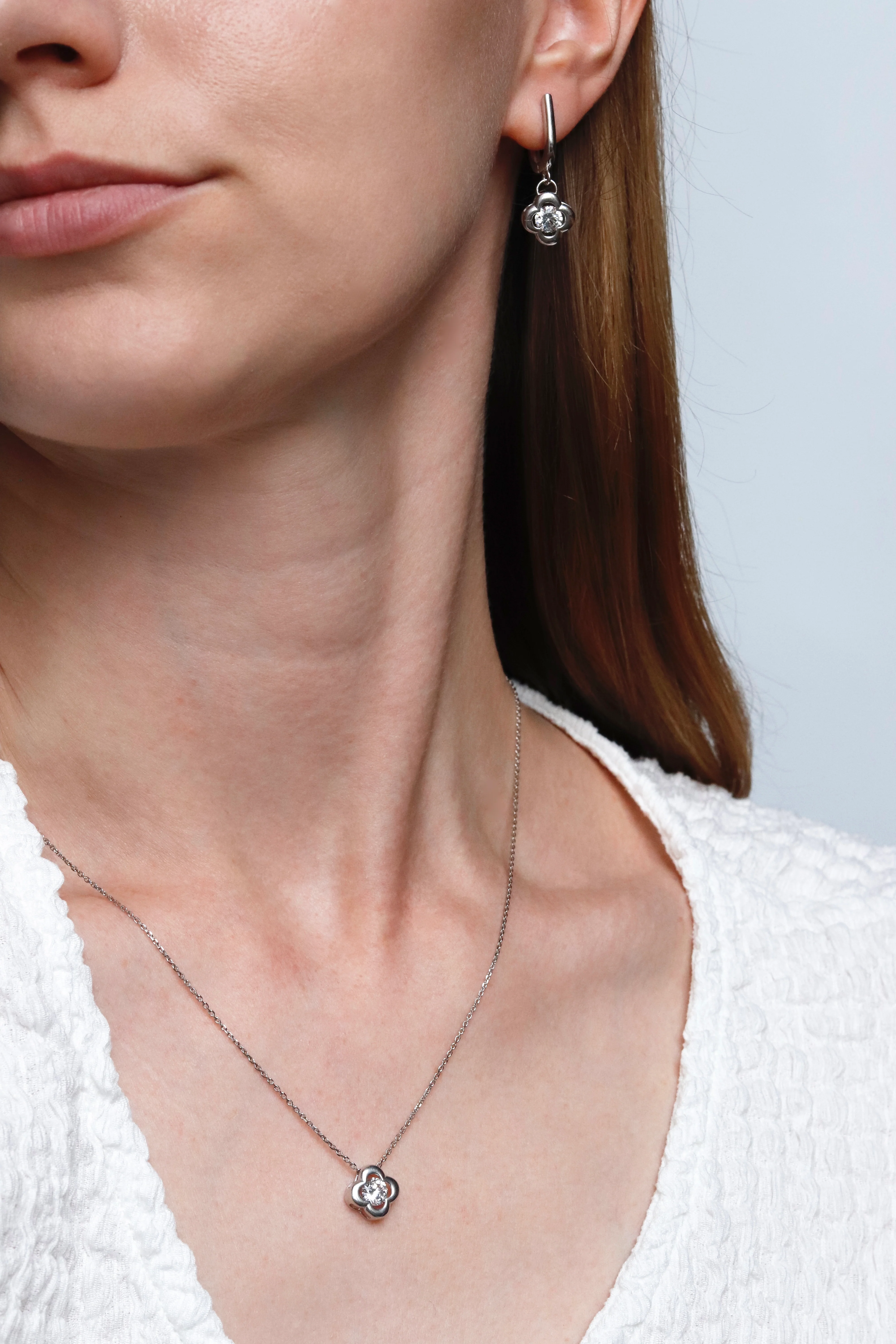 925 Sterling Silver Clover Necklace with Cubic Zirconia - Image 4