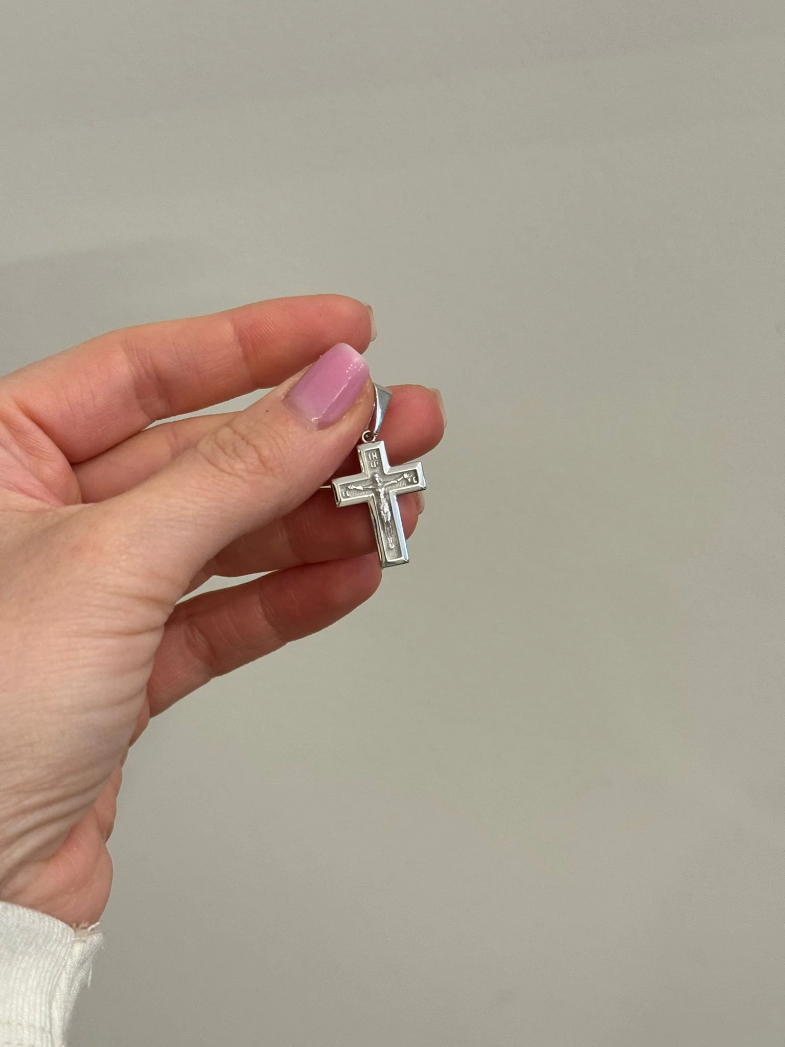 925 Sterling Silver Cross - Image 2
