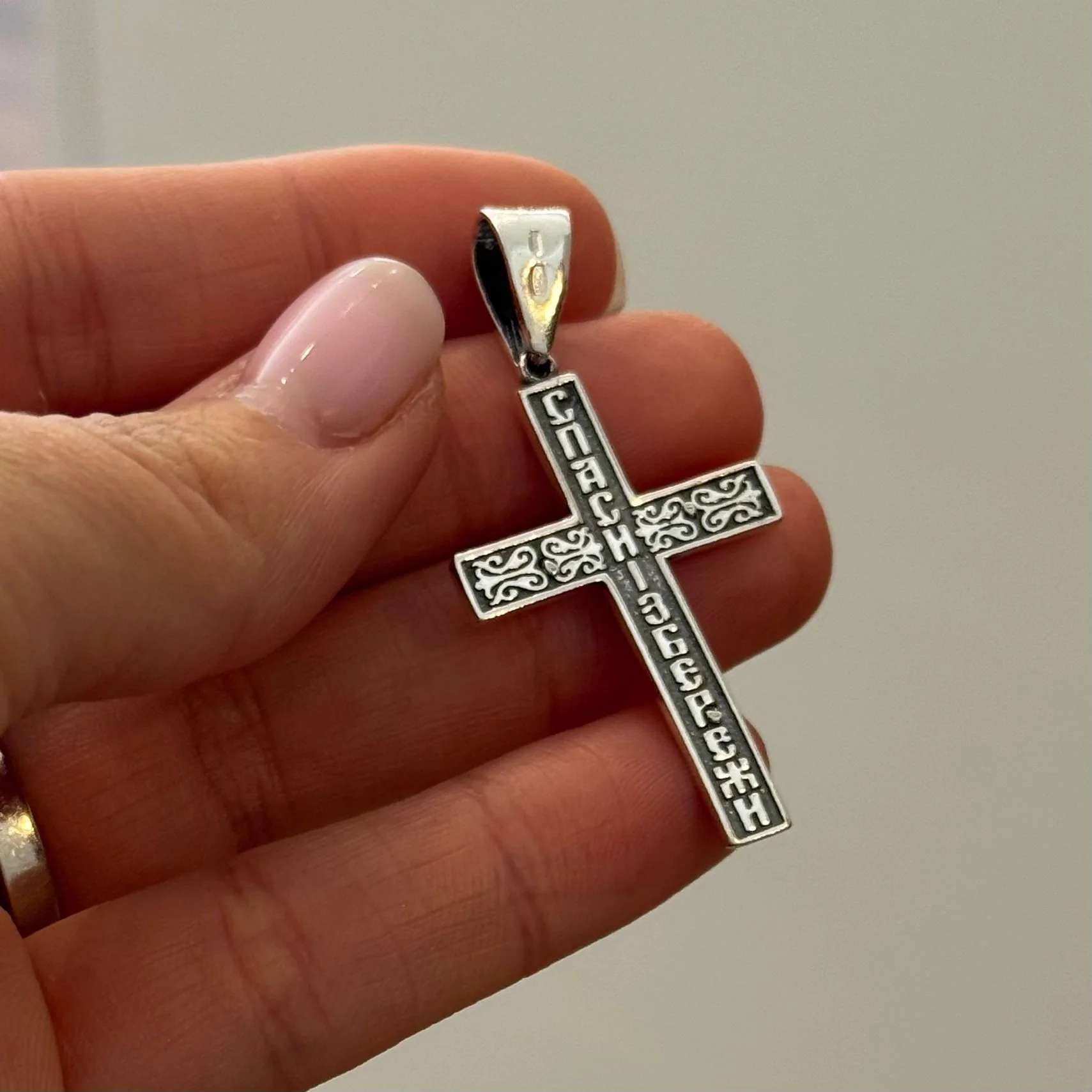 925 Sterling Silver Cross - Image 3