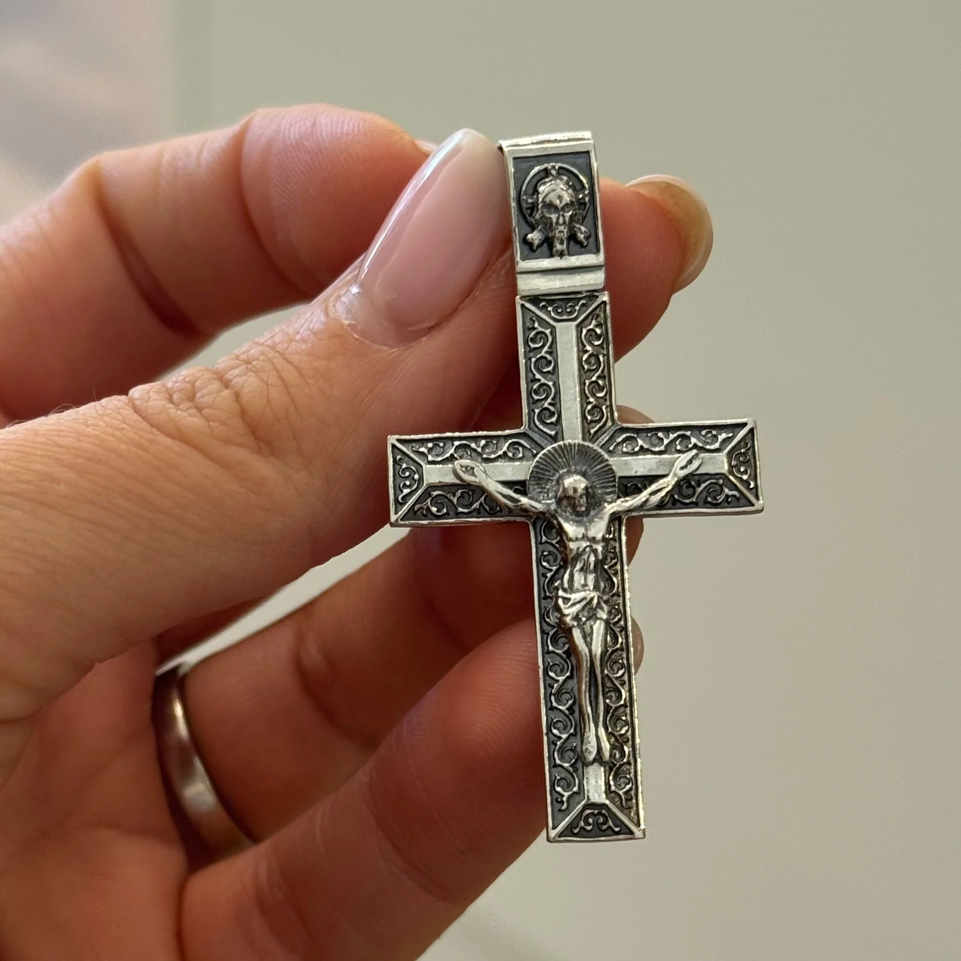 925 Sterling Silver Cross - Image 2