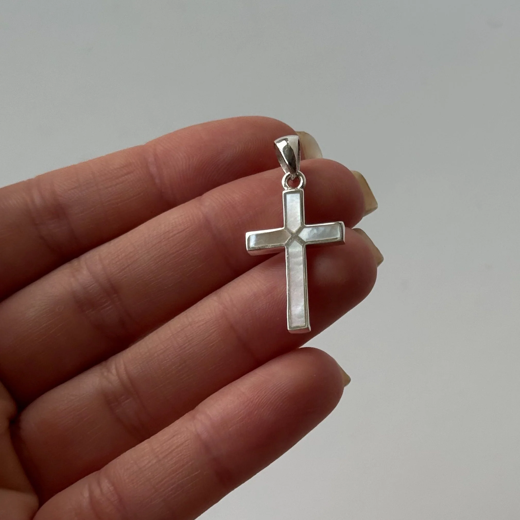 925 Sterling Silver Cross with Mother of Pearl - Image 2