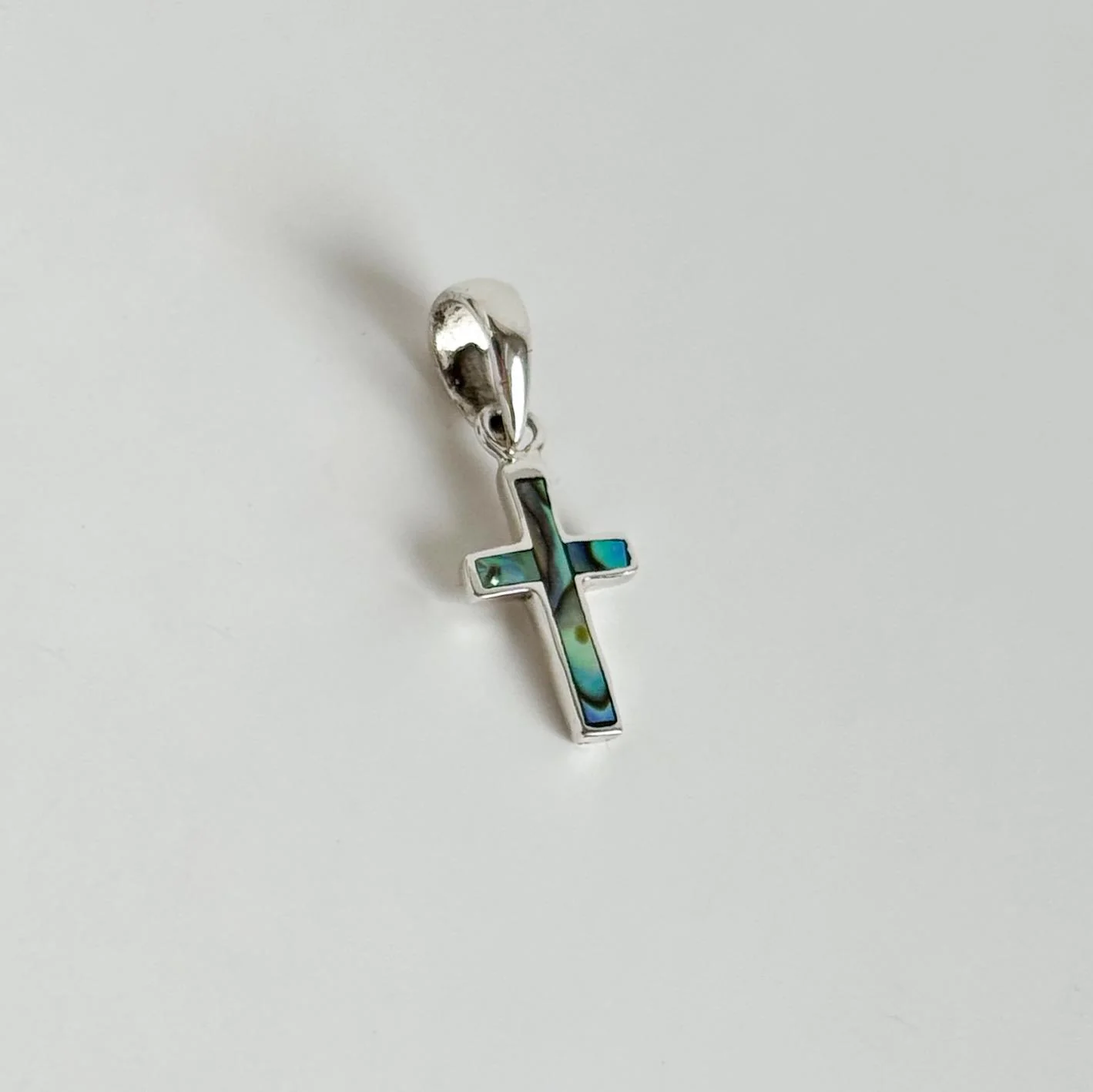 925 Sterling Silver Cross with Mother of Pearl