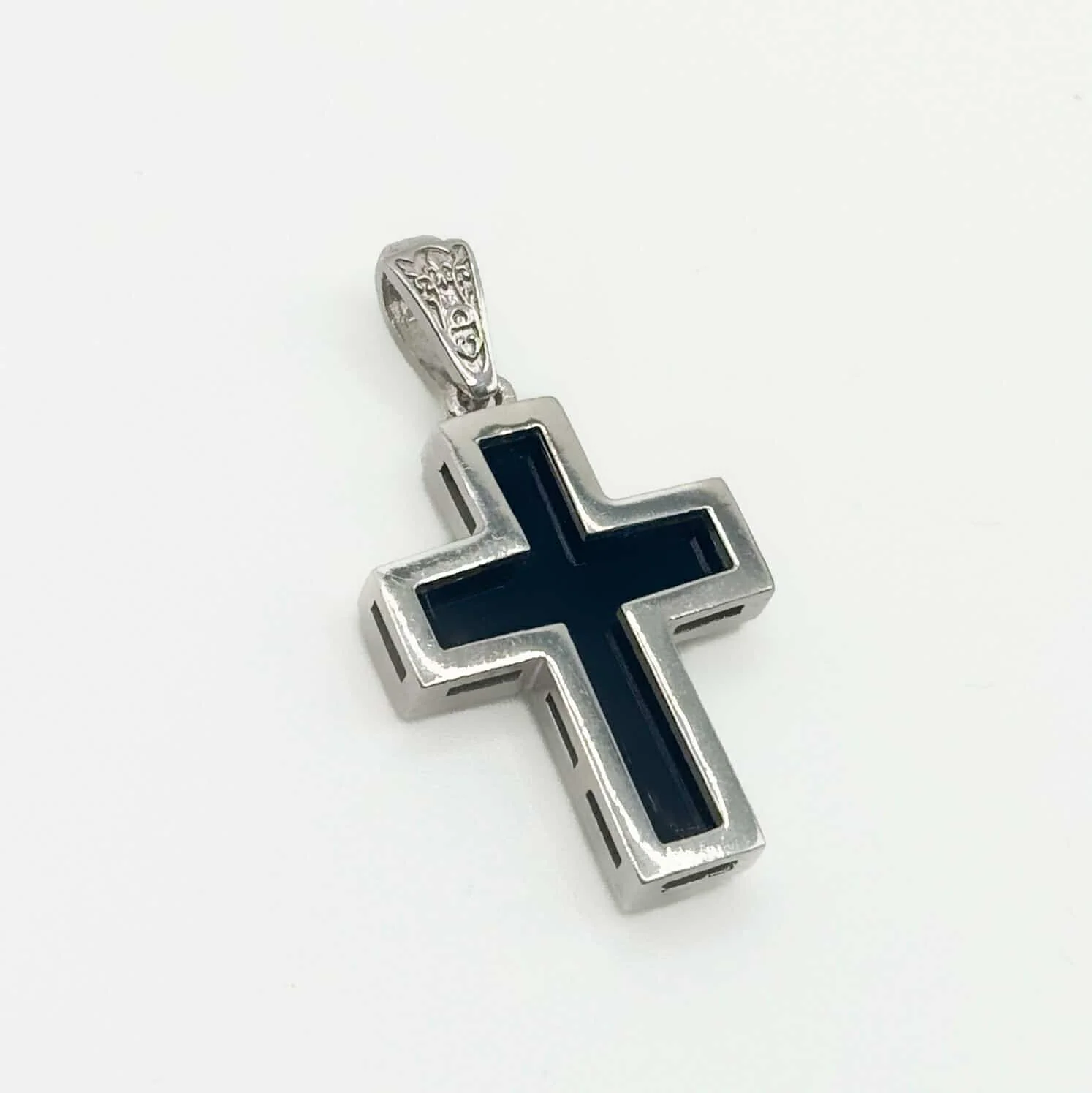 925 Sterling Silver Cross with Onyx Insert - Image 3