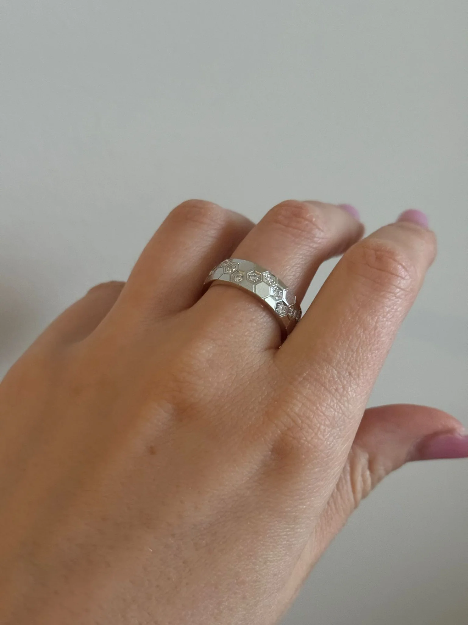 925 Sterling Silver Ring with Cubic Zirconia - Image 3