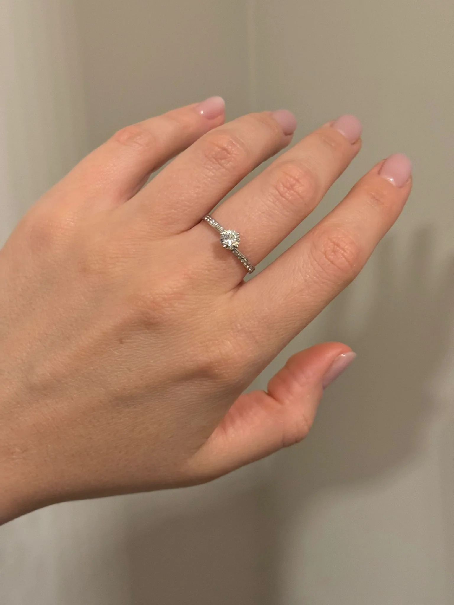 925 Sterling Silver Ring with Cubic Zirconia - Image 3