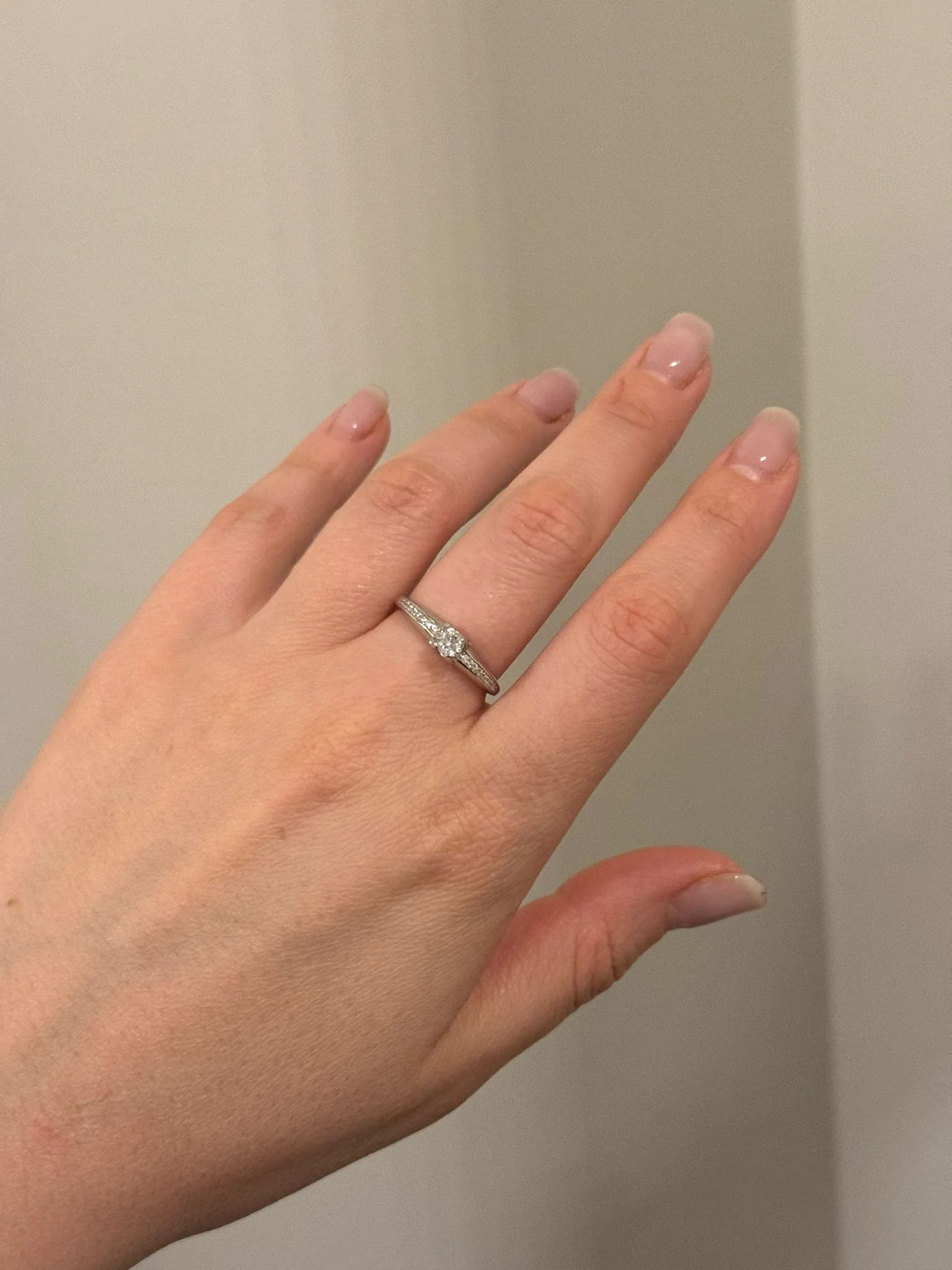 925 Sterling Silver Ring with Cubic Zirconia - Image 2