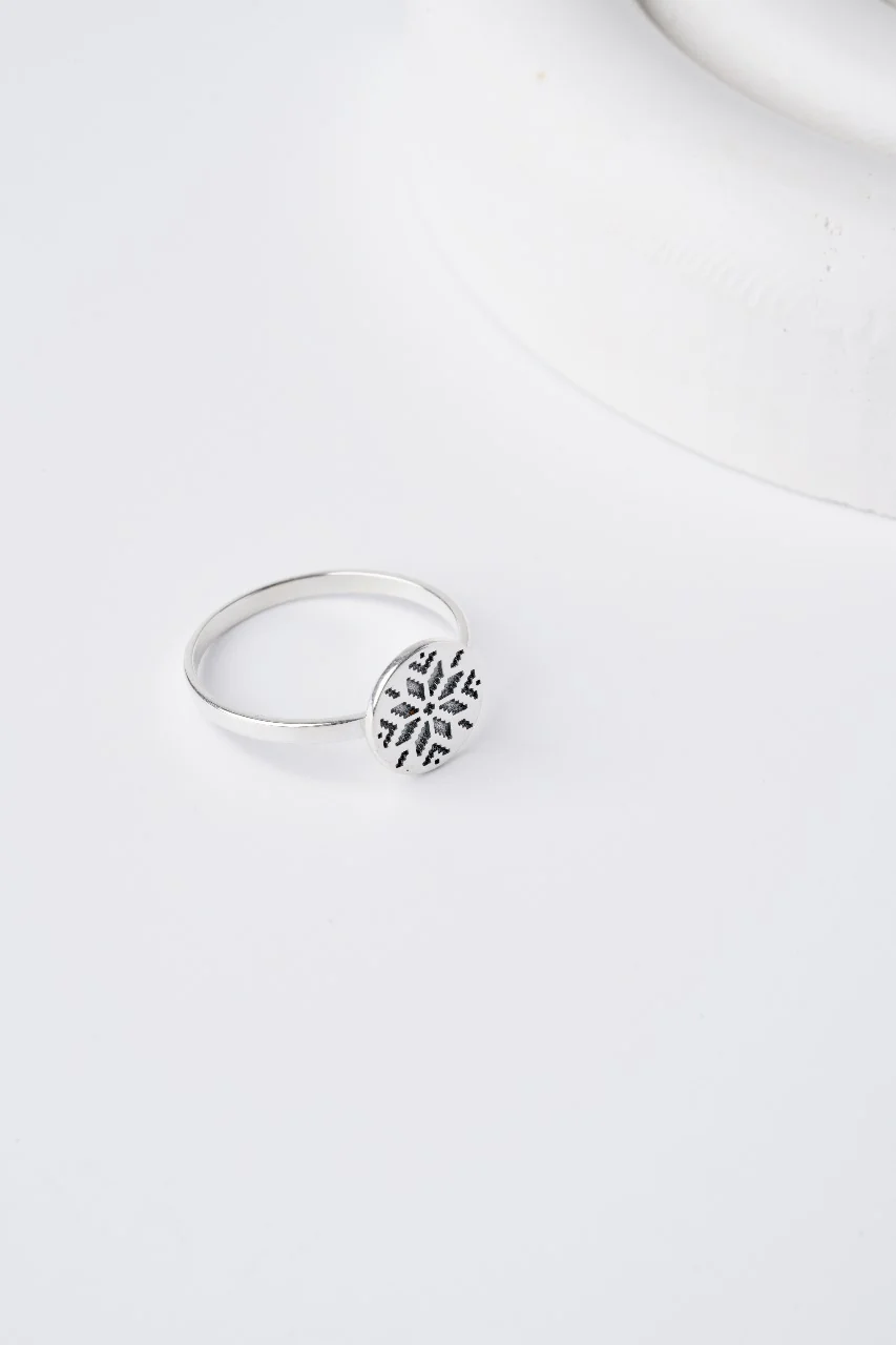 925 Sterling Silver Vyshyvanka Ring - Image 9