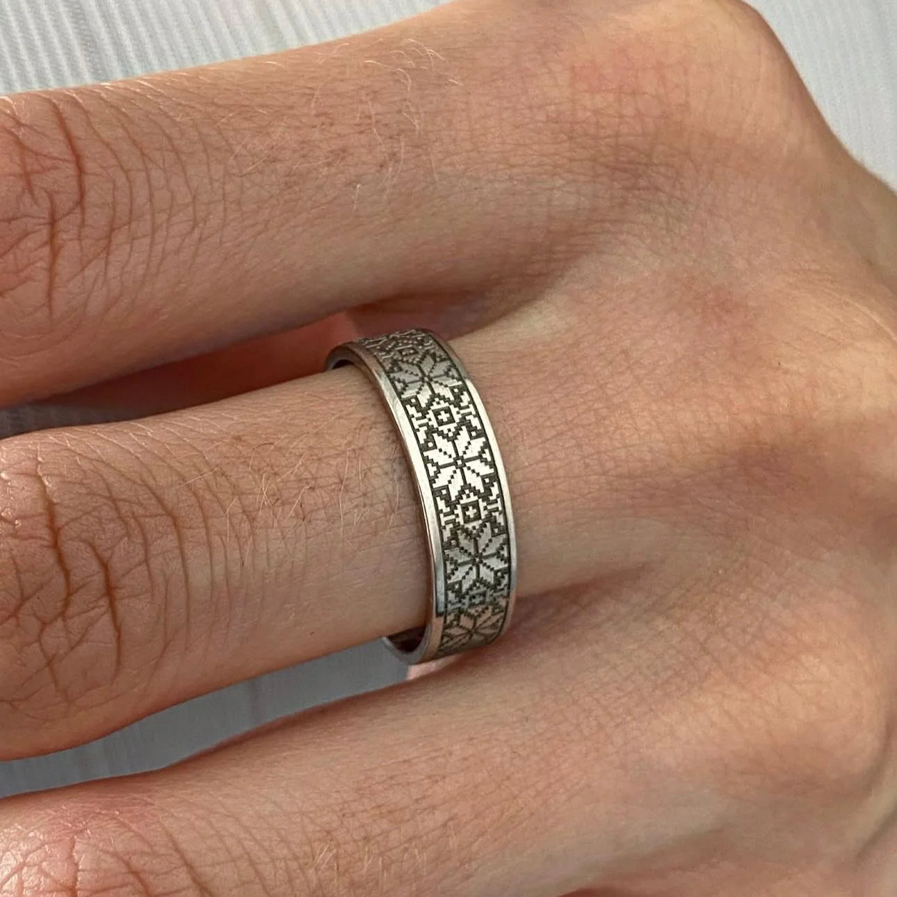 925 Sterling Silver Vyshyvanka Ring - Image 2