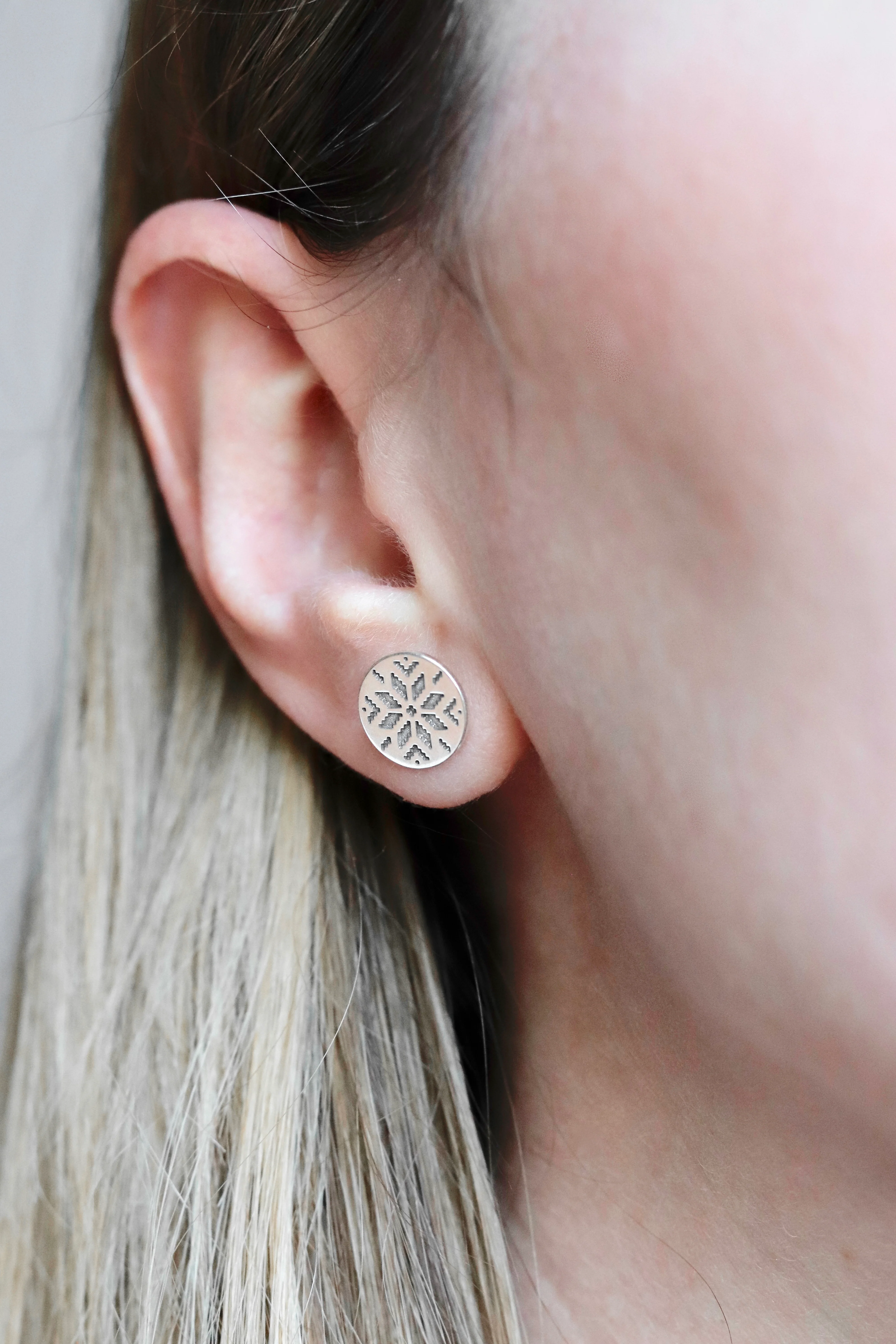 925 Sterling Silver Vyshyvanka Stud Earrings - Image 4