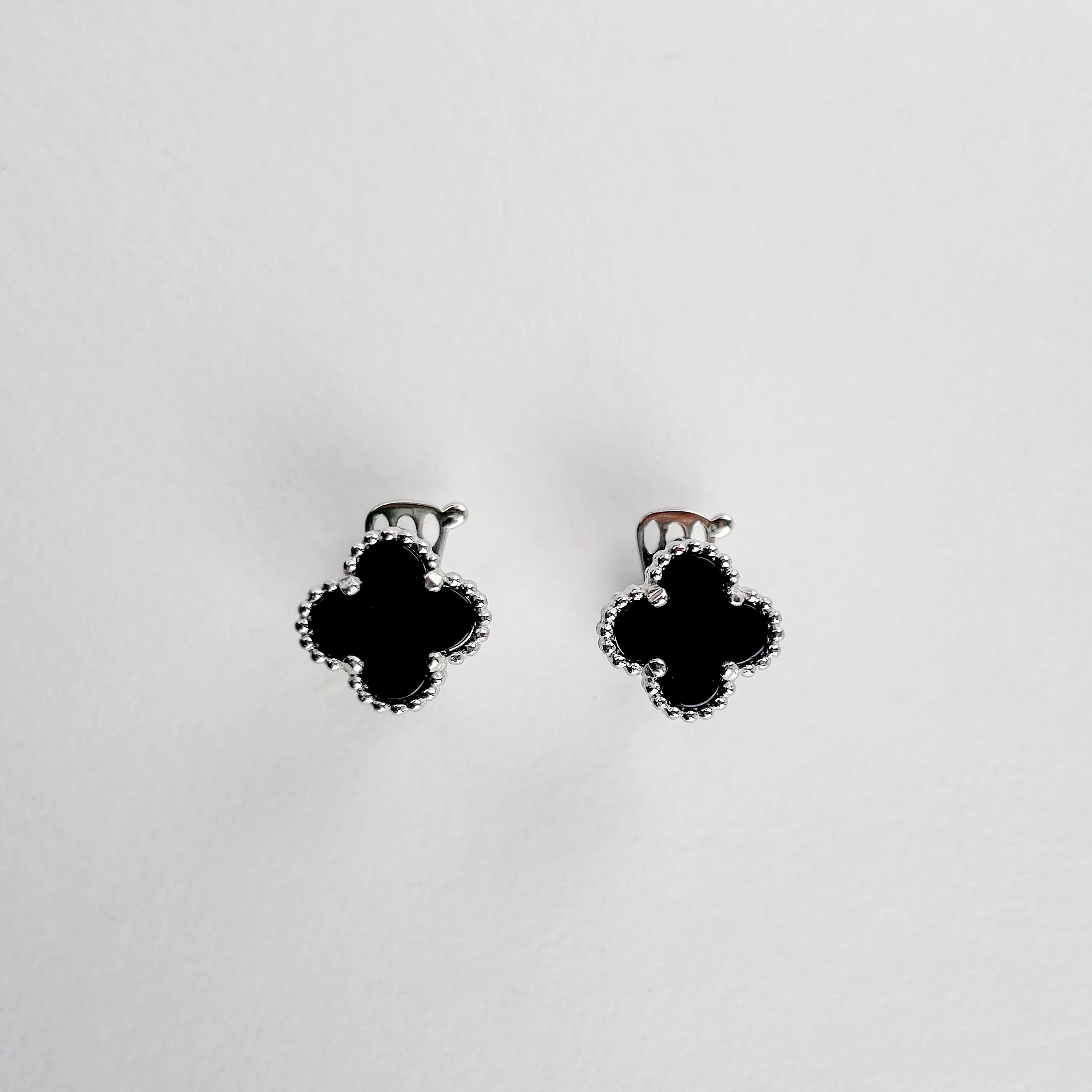 925 Sterling Silver Lever Back Earrings Clover with Onyx - Image 7