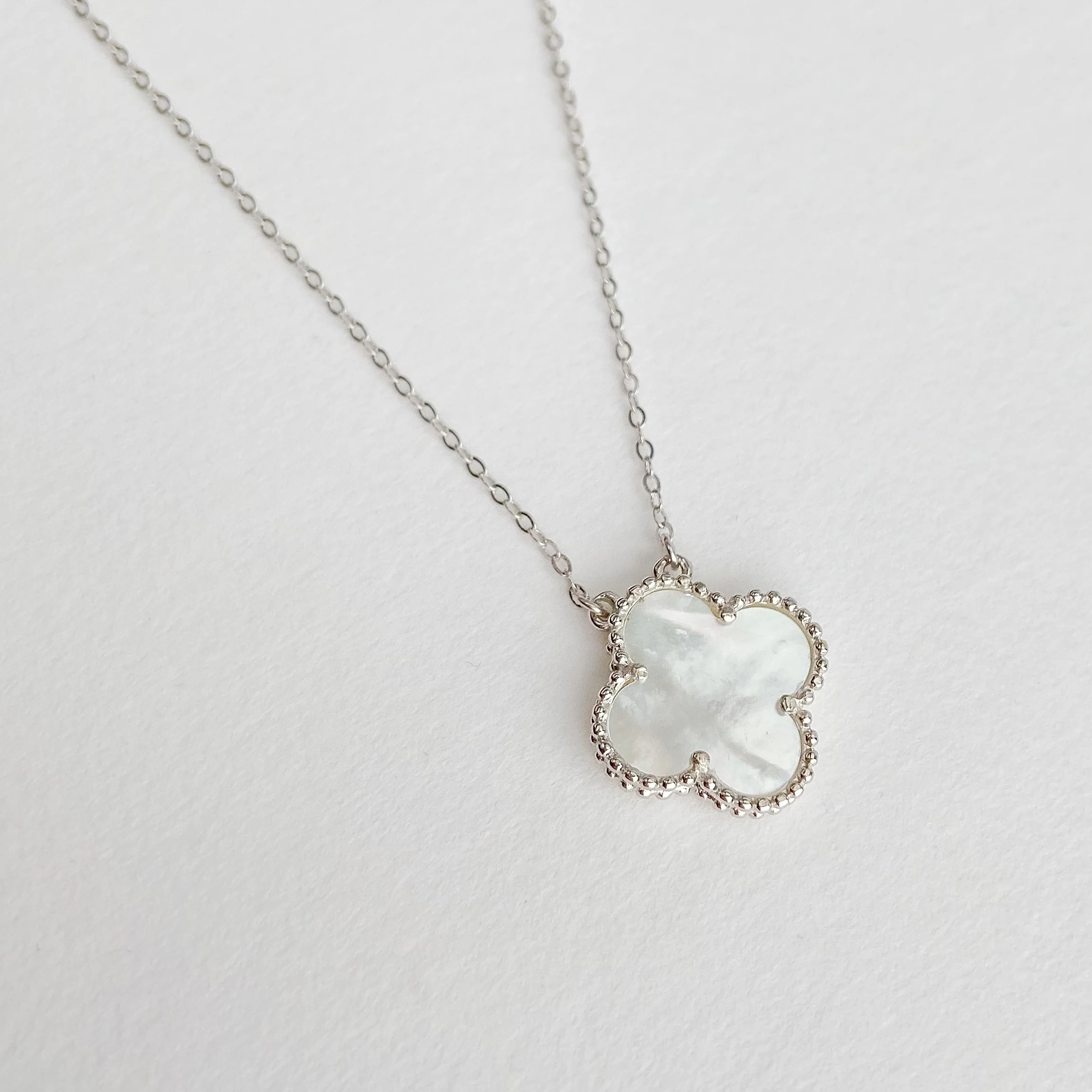 925 Sterling Silver Necklace "Clover" with Mother of Pearl