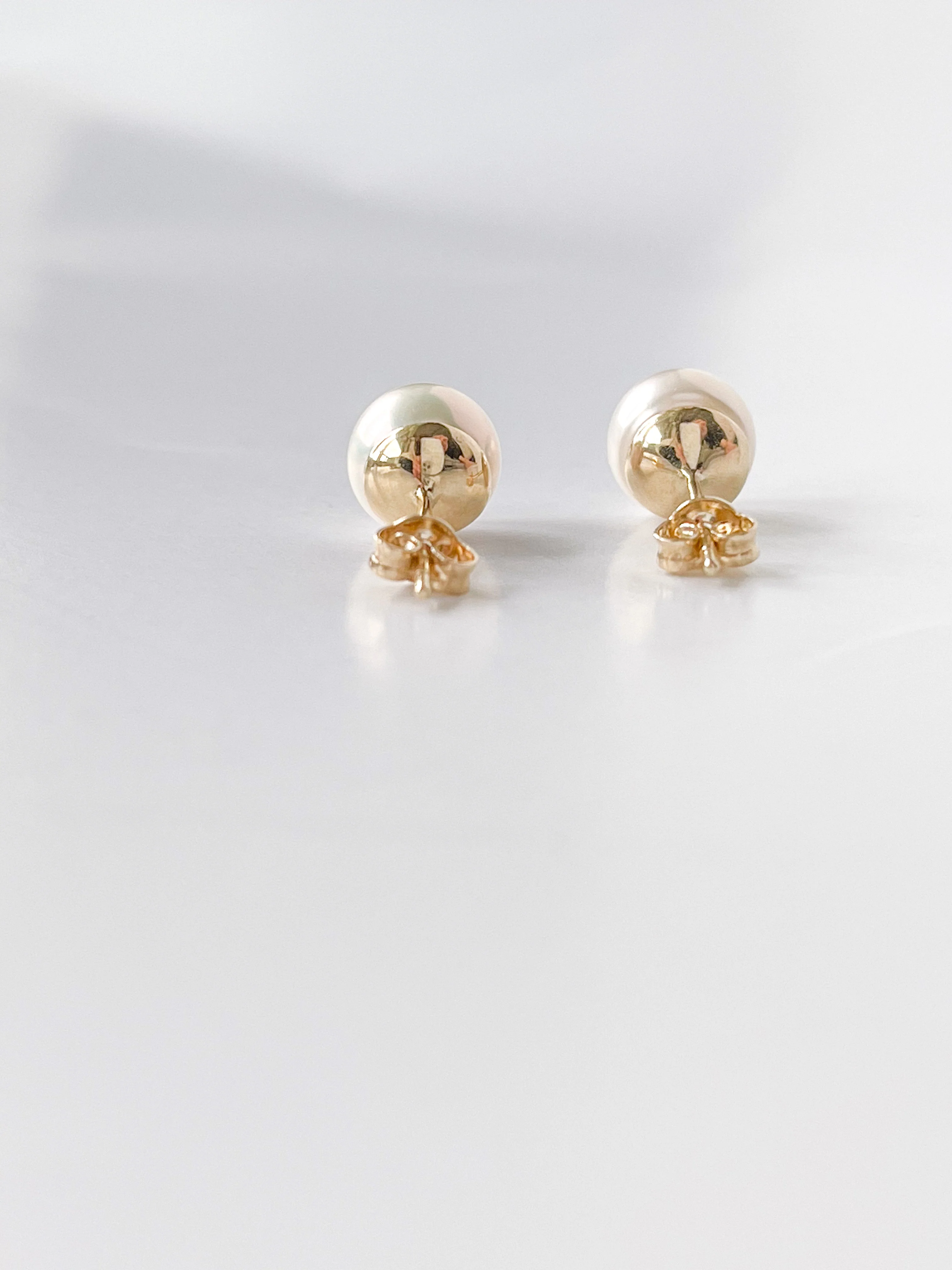 Pearl Studs in 14K/585 Yellow Gold - Image 4
