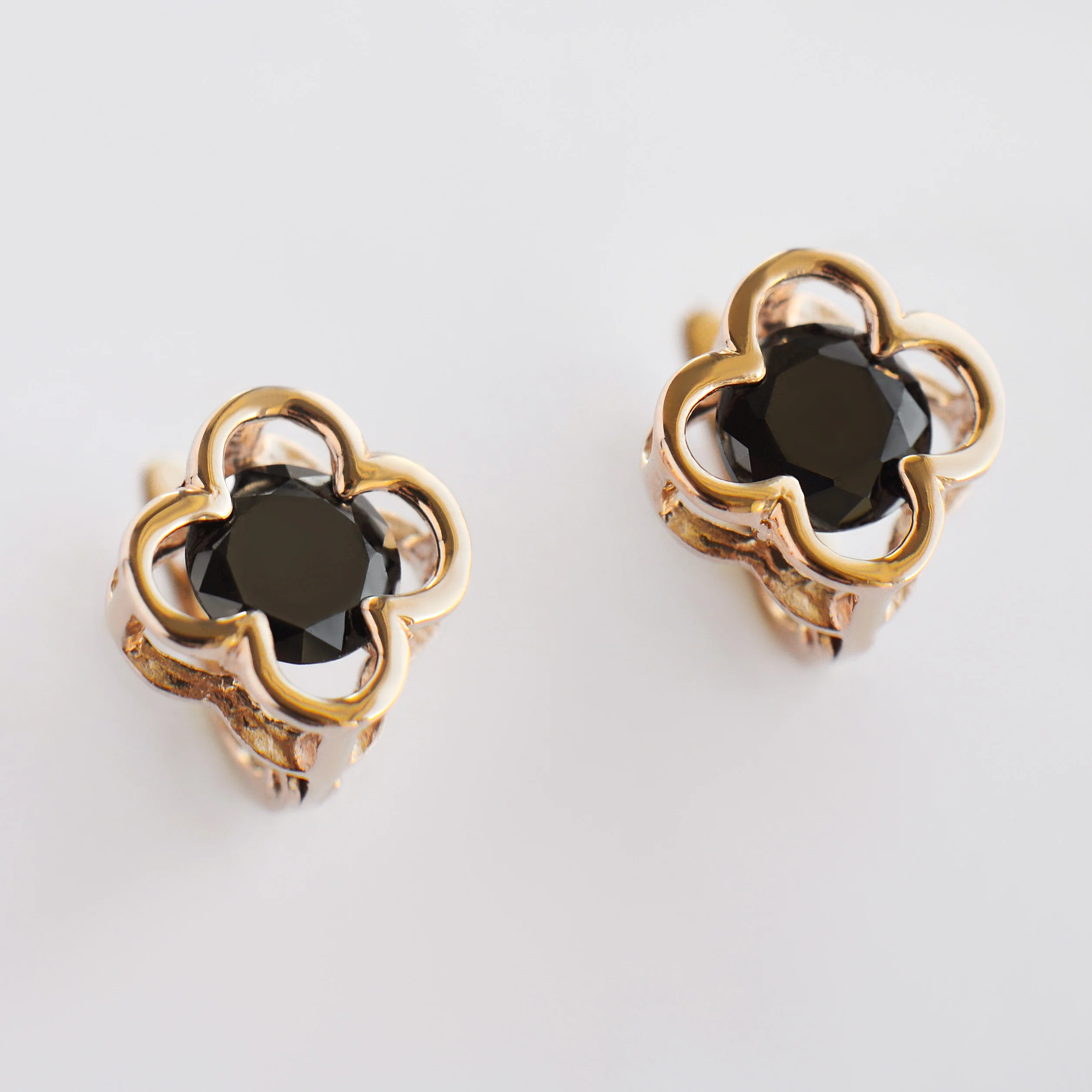 Clover Earrings in 14K/585 Rose Gold with Black Cubic Zirconia - Image 2