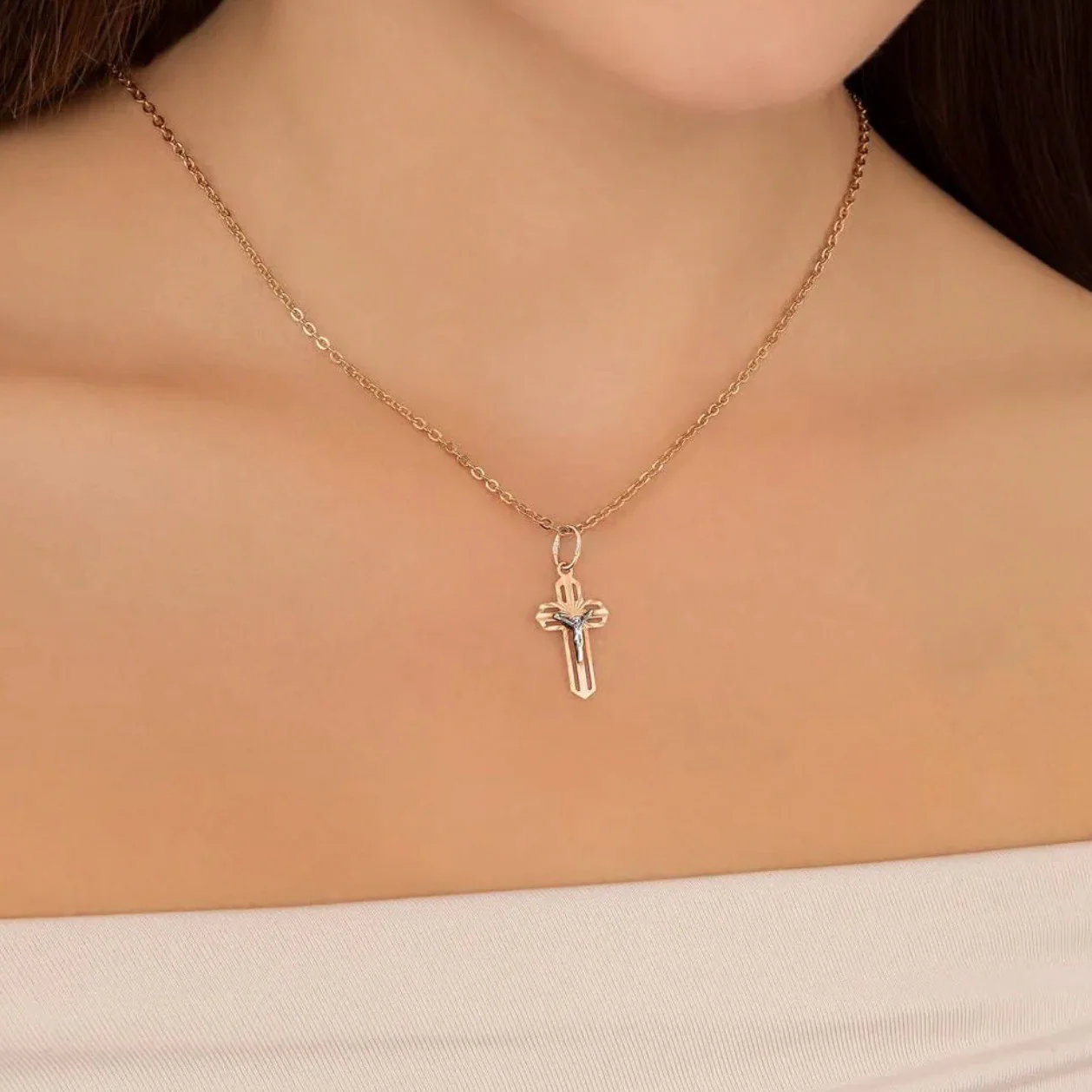Cross in 14K/585 Rose Gold with White Gold Jesus - Image 2