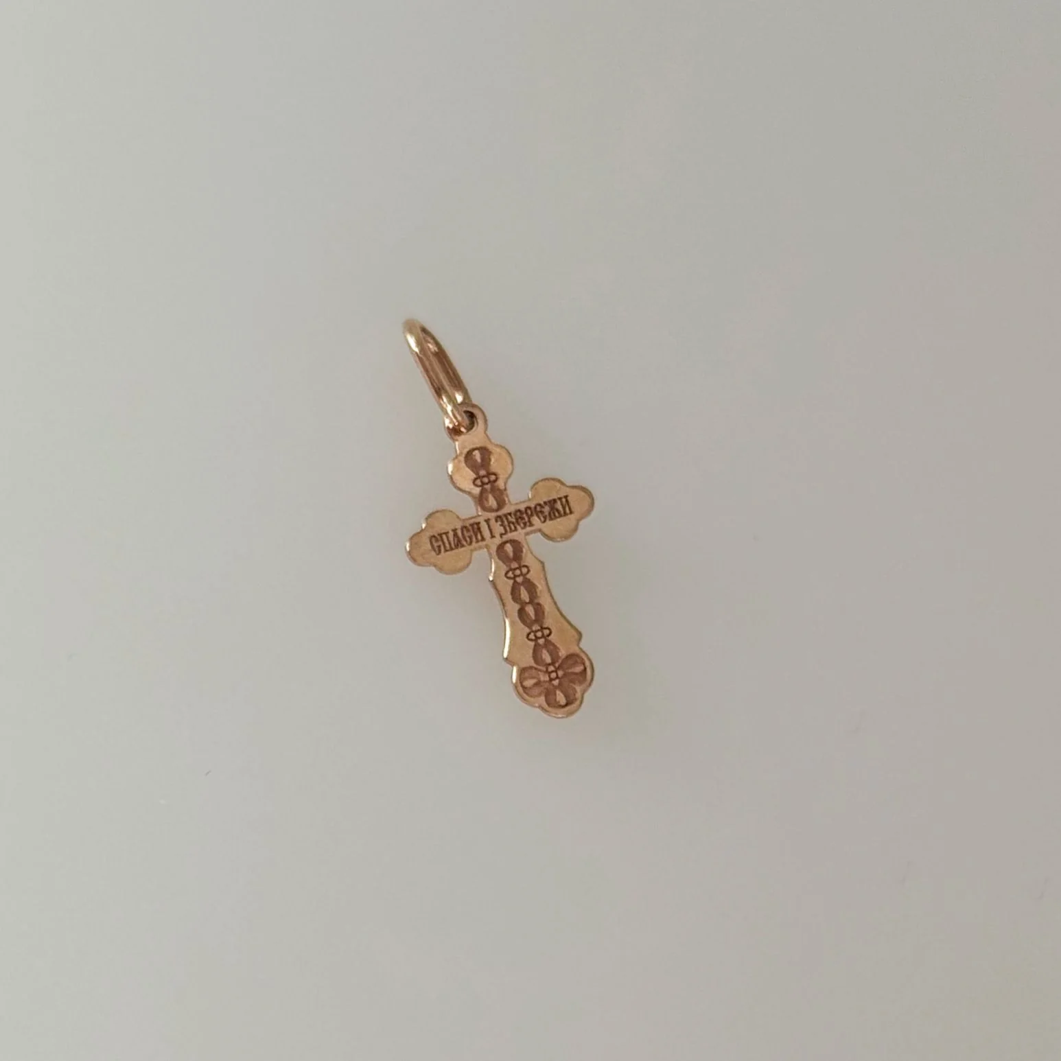 Cross in 14K/585 Rose Gold with White Gold Jesus - Image 2