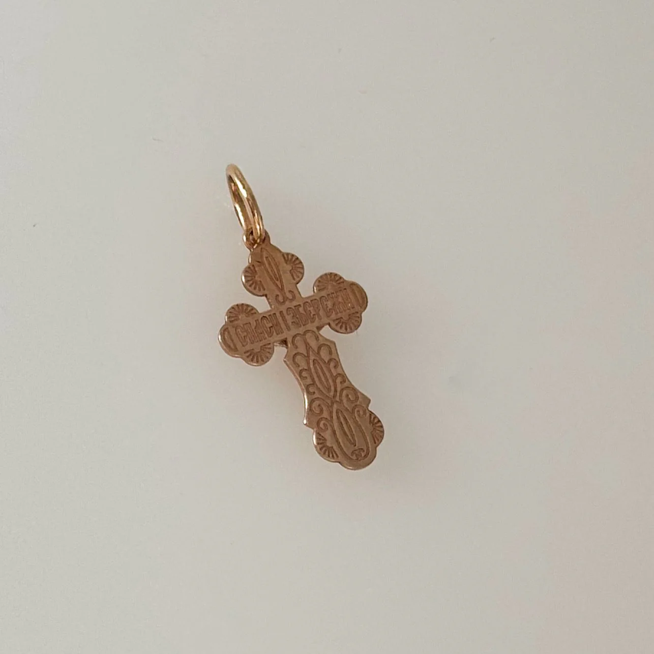 Cross in 14K/585 Rose Gold with White Gold Jesus - Image 2