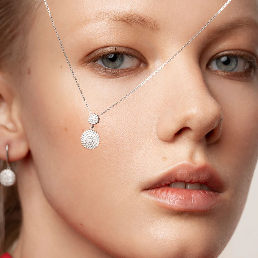 Diamond Necklace in 14K/585 White Gold - Image 4
