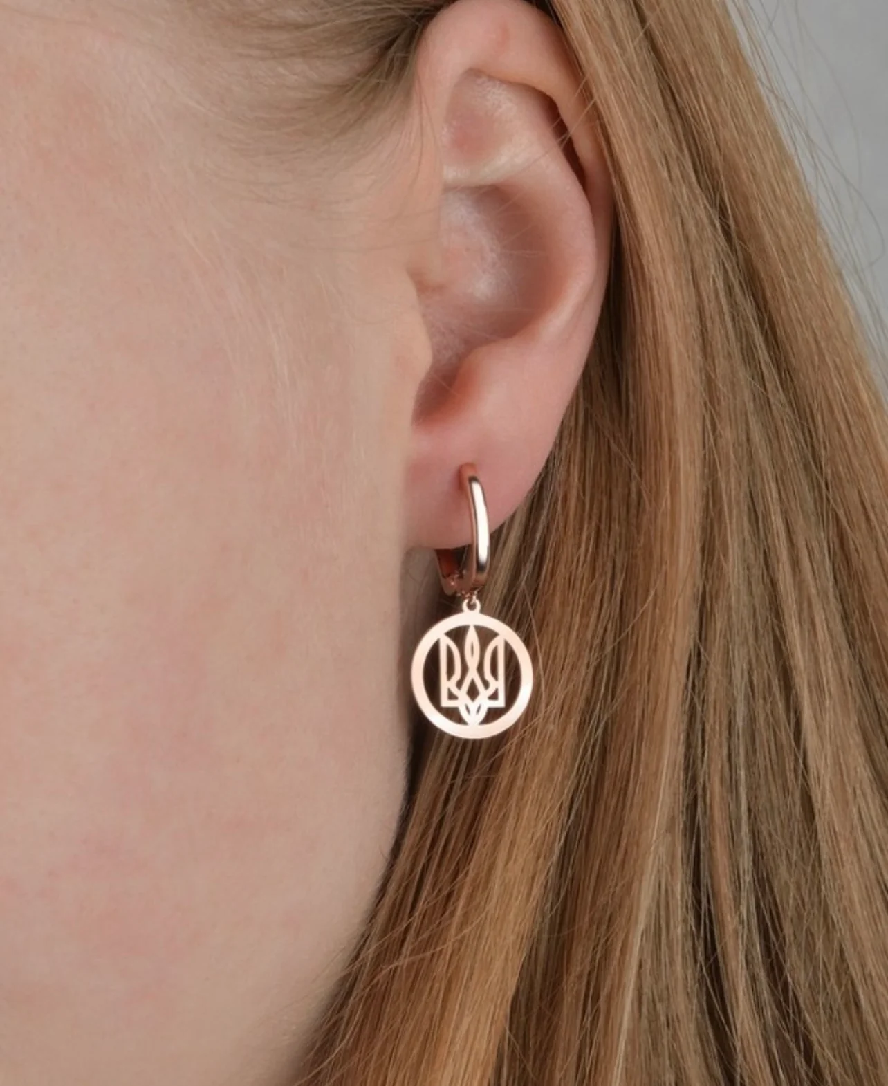 Drop Tryzub Earrings in 14K/585 Rose Gold - Image 2
