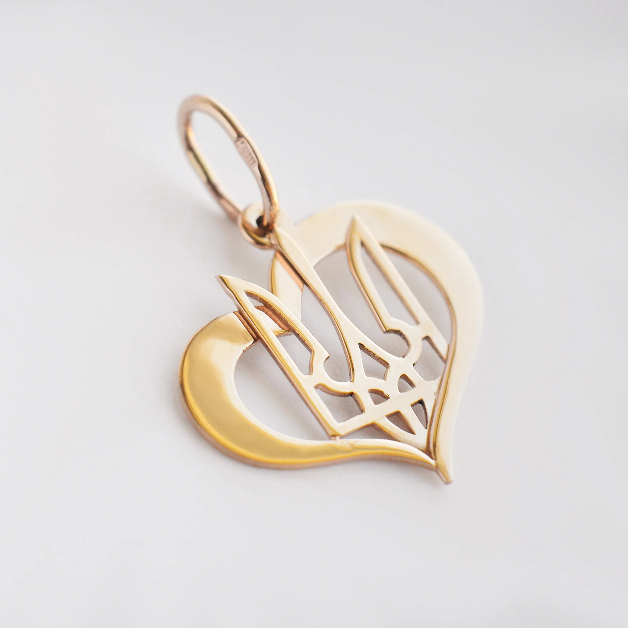 Heart and Tryzub Pendant in 14K/585 Rose Gold