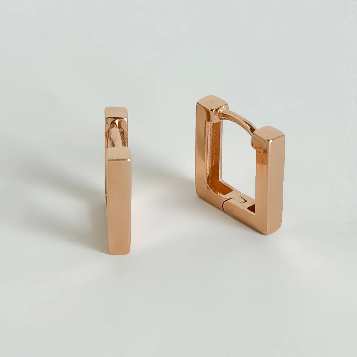 Hoop Earrings in 14K/585 Rose Gold - Image 5