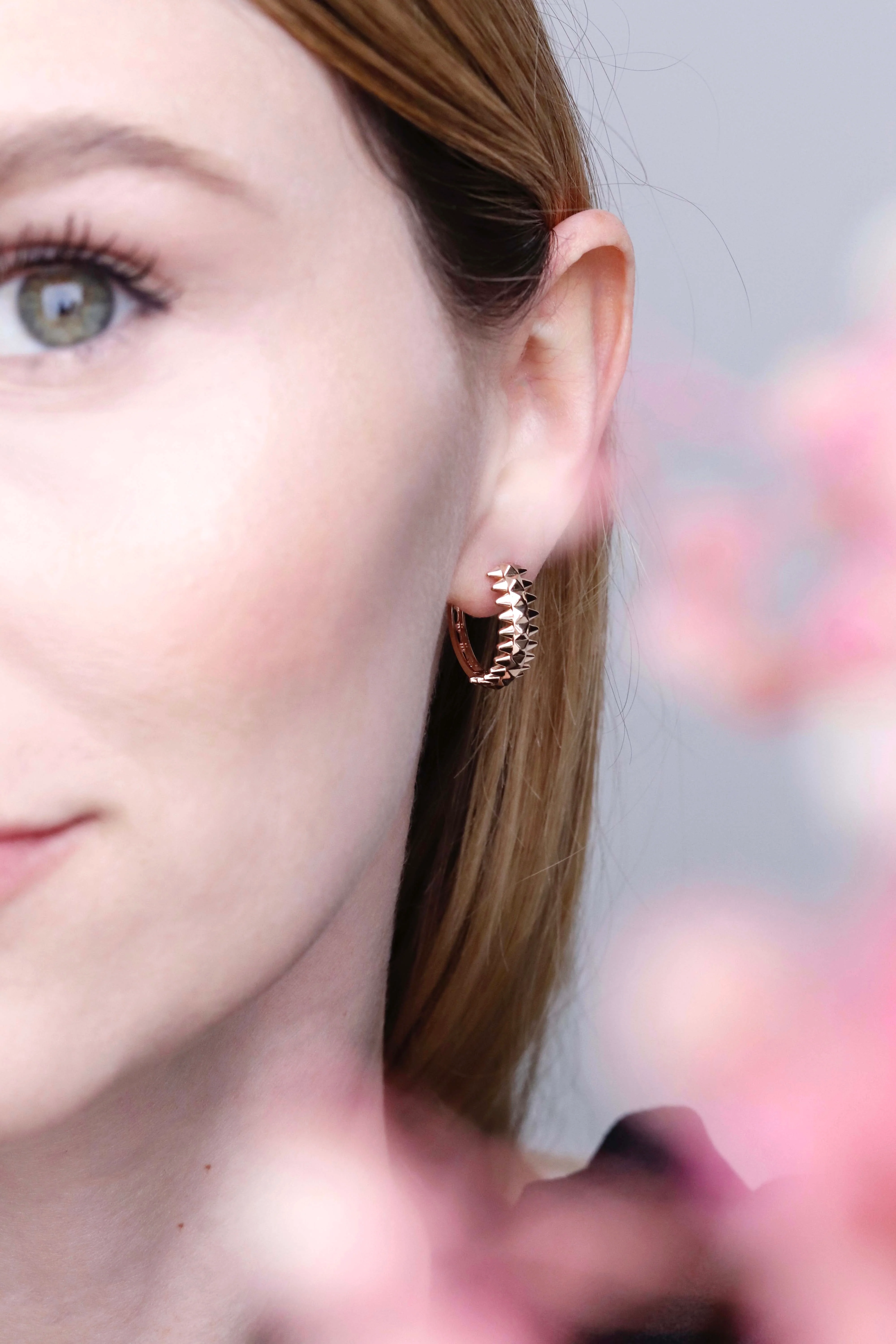 Hoop Earrings in 14K/585 Rose Gold - Image 4