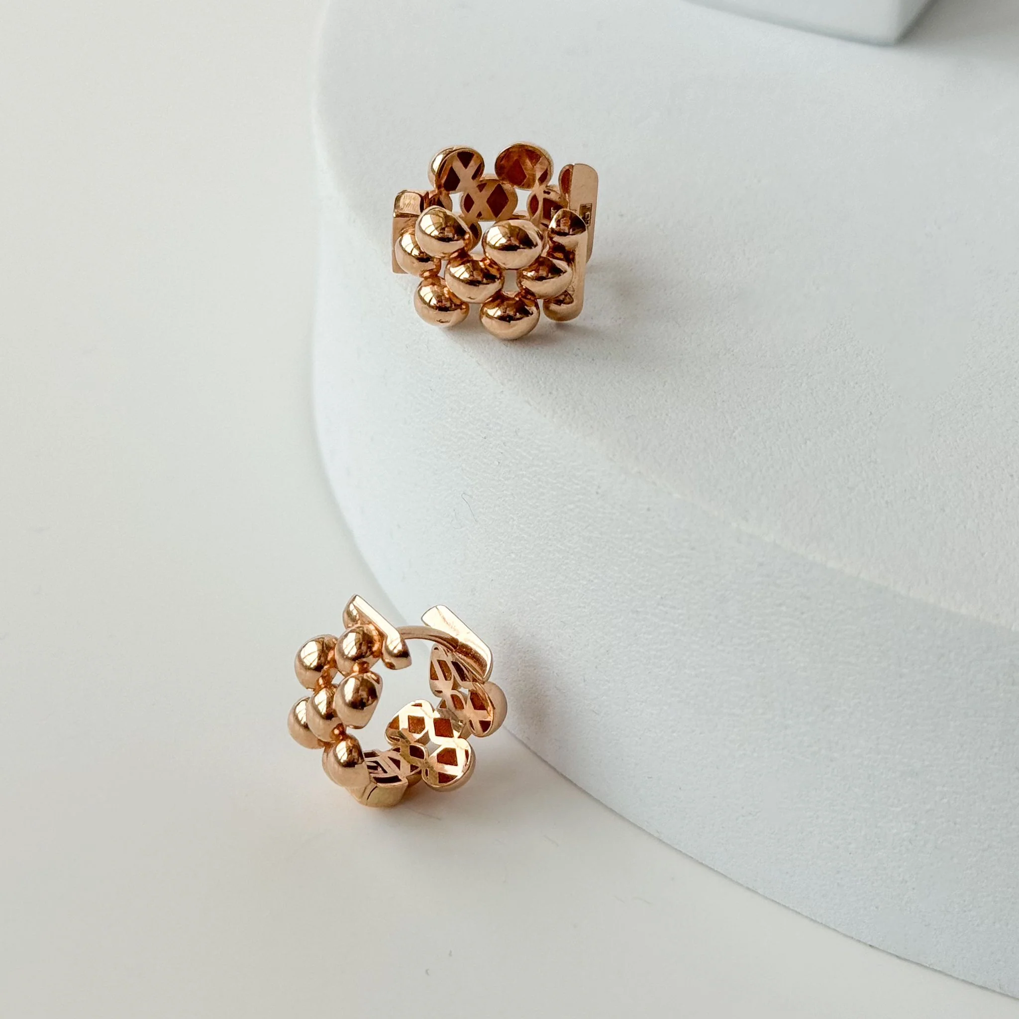 Hoop Earrings in 14K/585 Rose Gold - Image 5