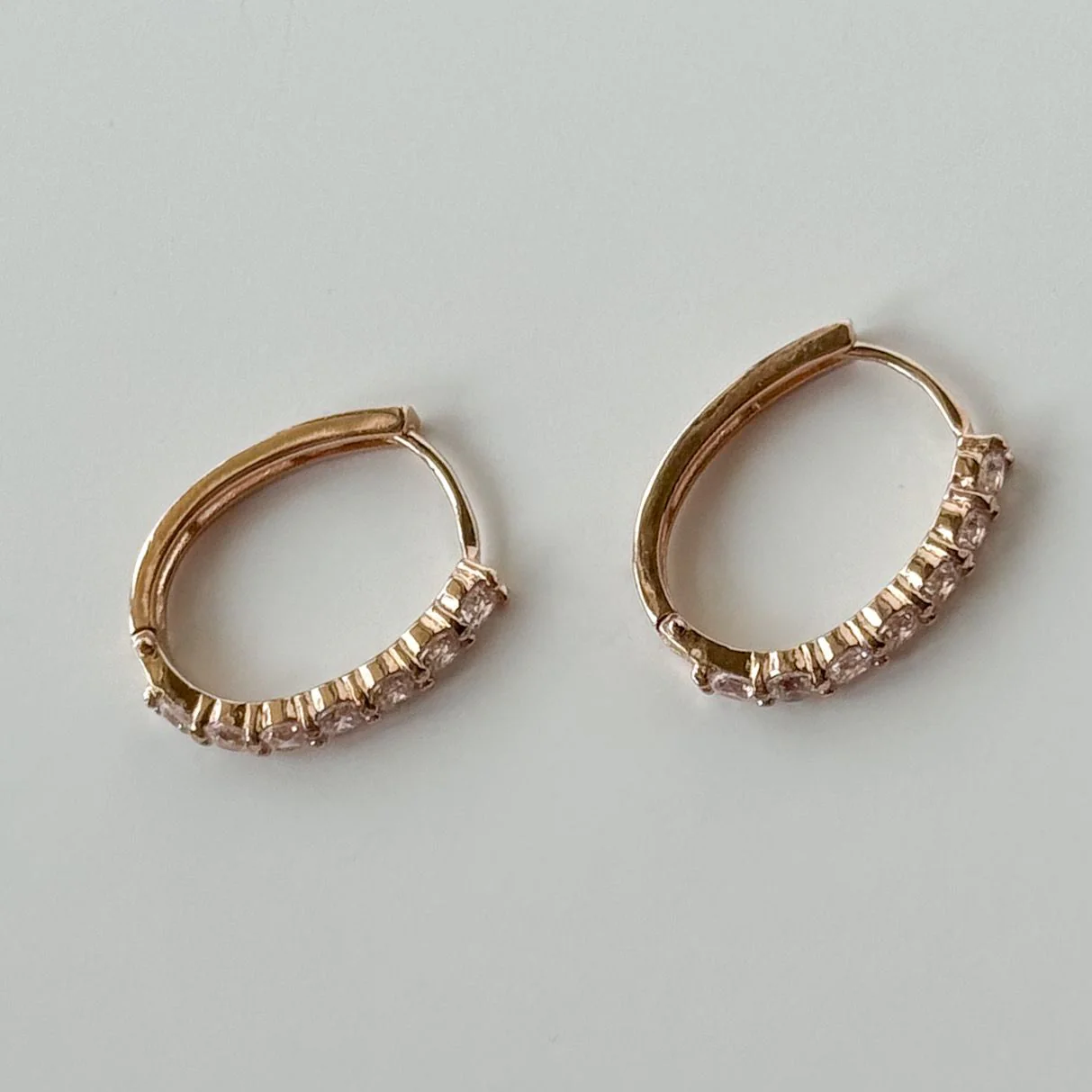 Hoop Earrings in 14K/585 Rose Gold with Cubic Zirconia - Image 3