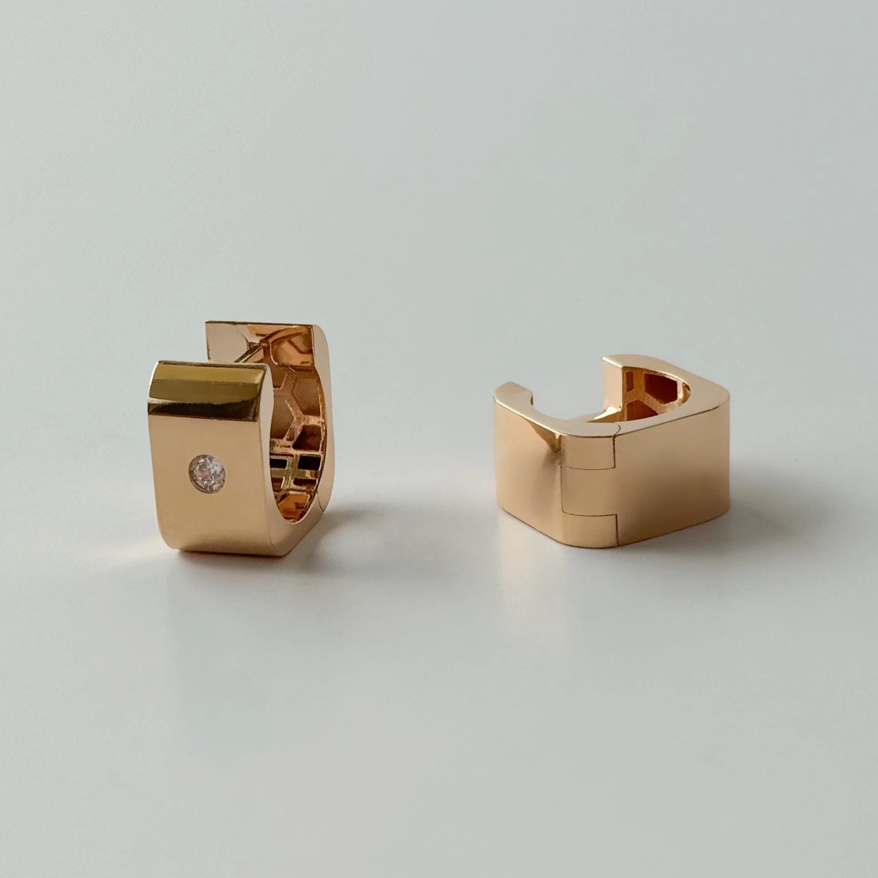 Hoop Earrings in 14K/585 Rose Gold with Cubic Zirconia - Image 3