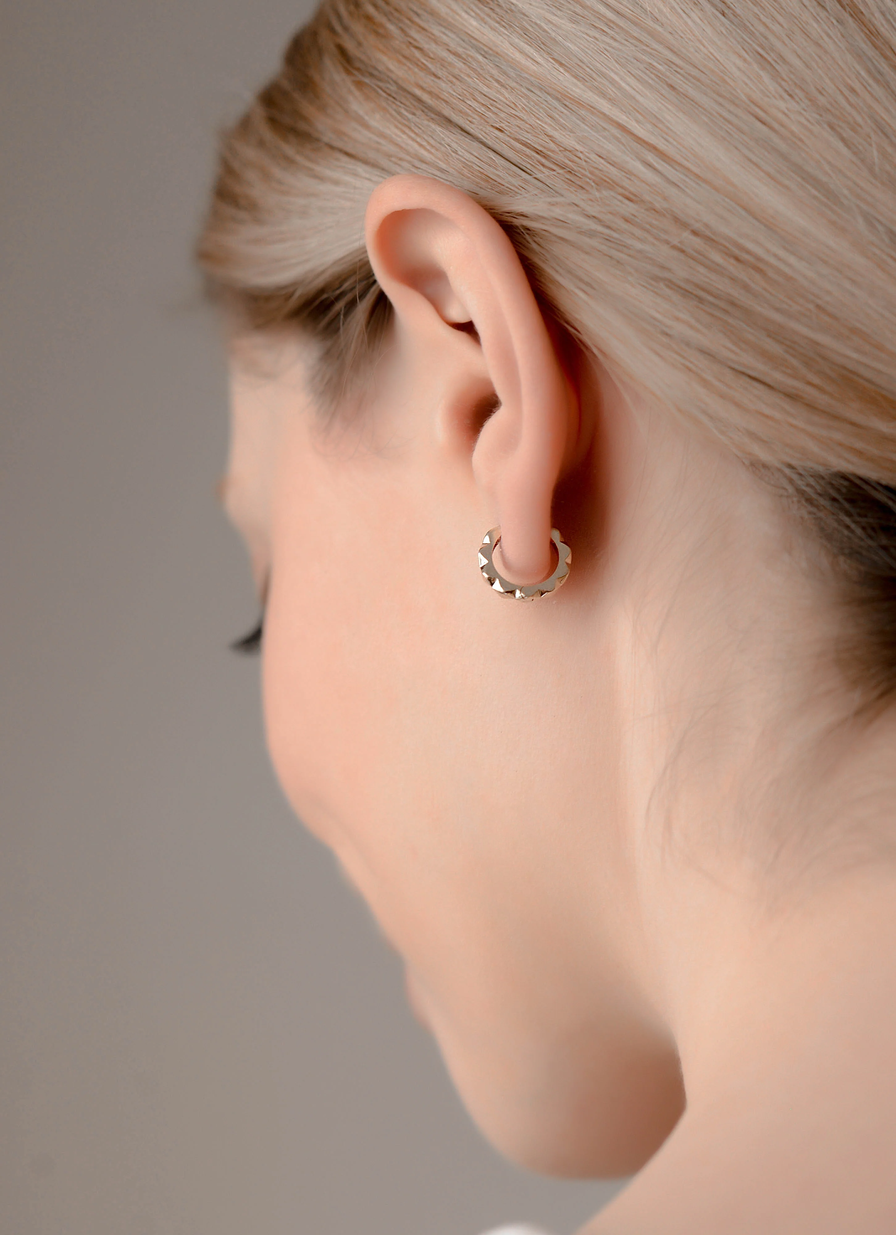 Hoop Earrings in 14K/585 Yellow Gold - Image 2