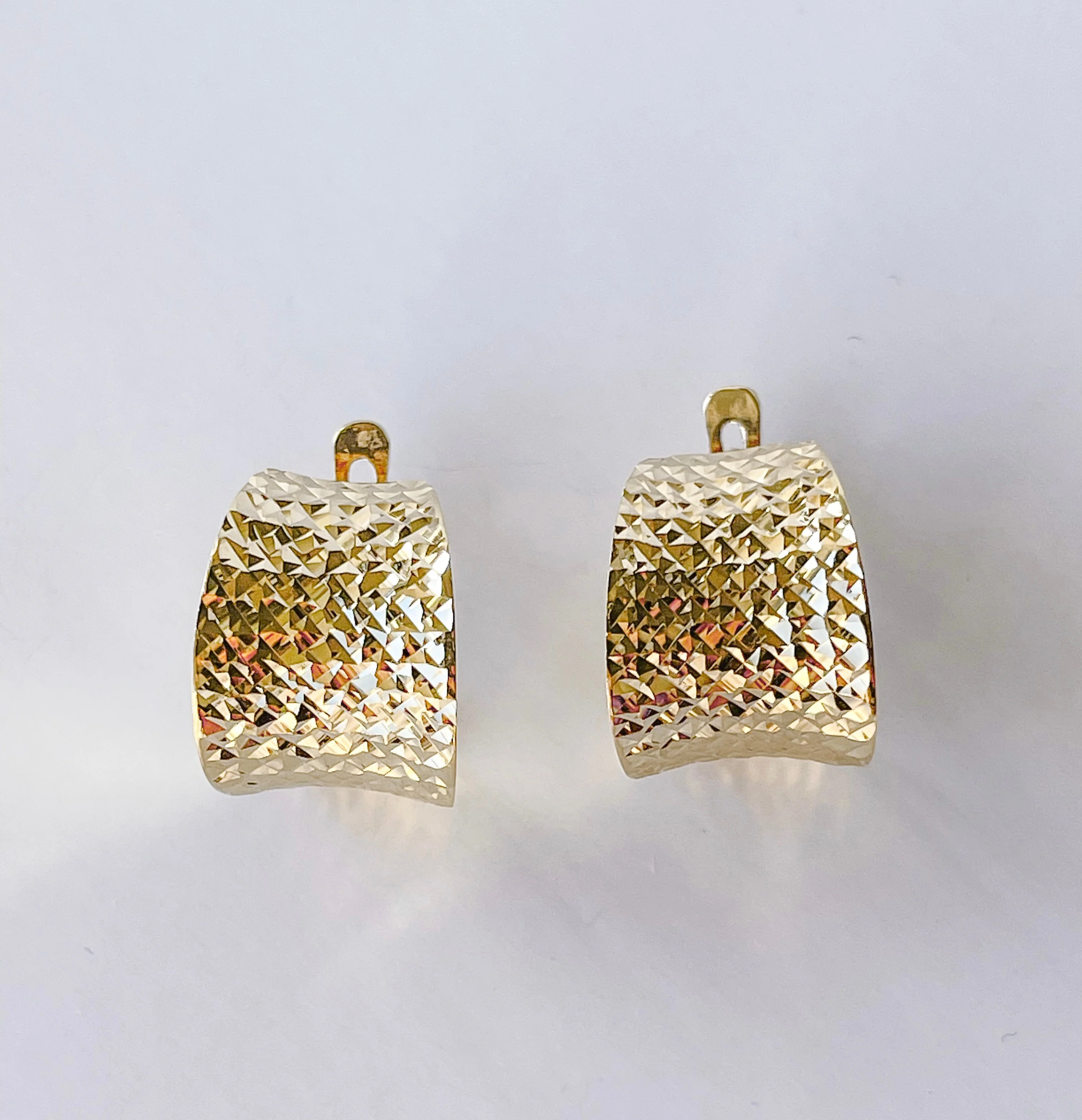 Lever Back Earrings in 14K/585 Yellow Gold - Image 2