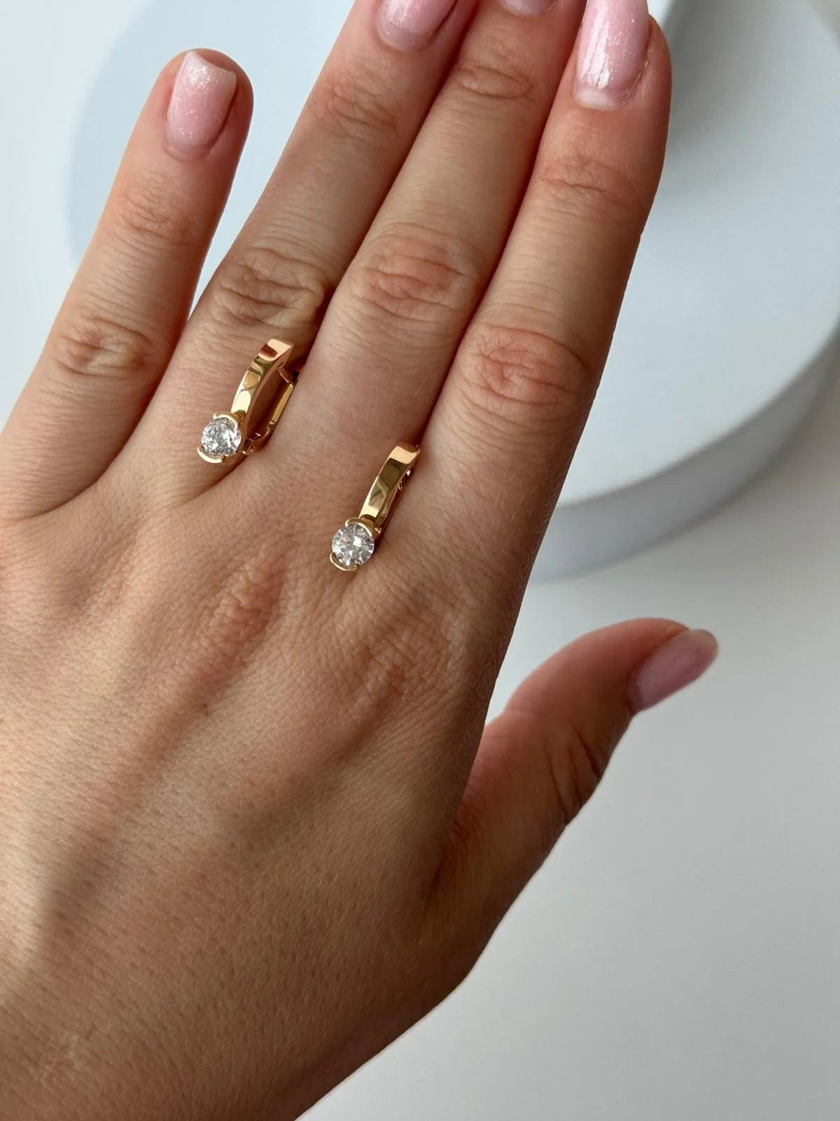 Lever Back Earrings in 14K/585 Rose Gold with Cubic Zirconia - Image 2