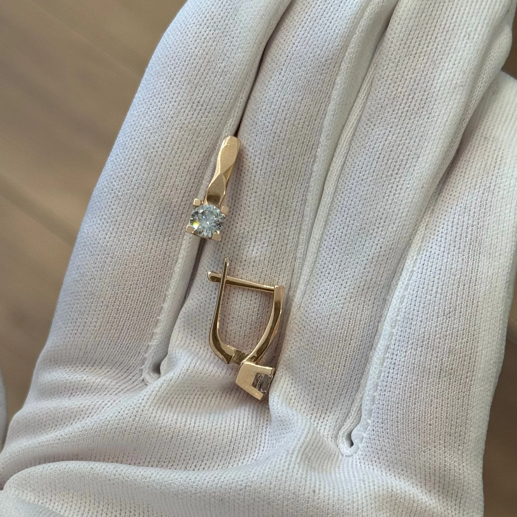 Lever Back Earrings in 14K/585 Rose Gold with Cubic Zirconia - Image 4