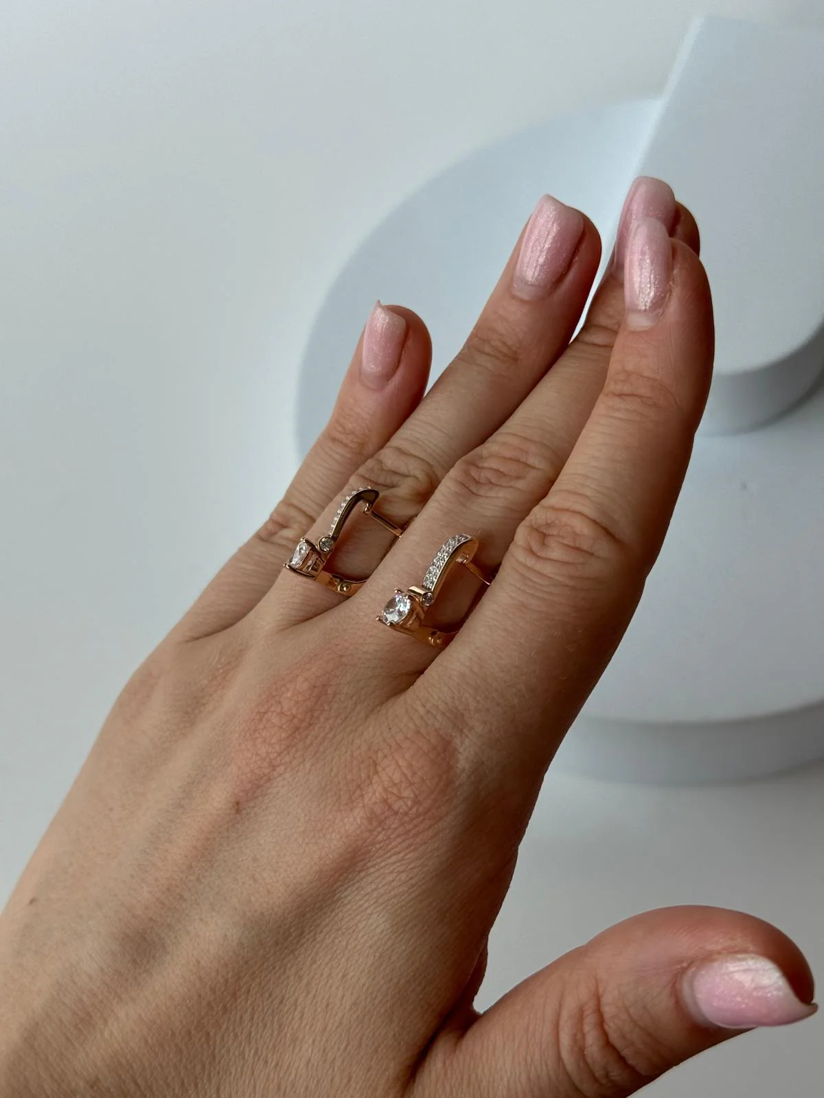 Lever Back Earrings in 14K/585 Rose Gold with Cubic Zirconia - Image 4