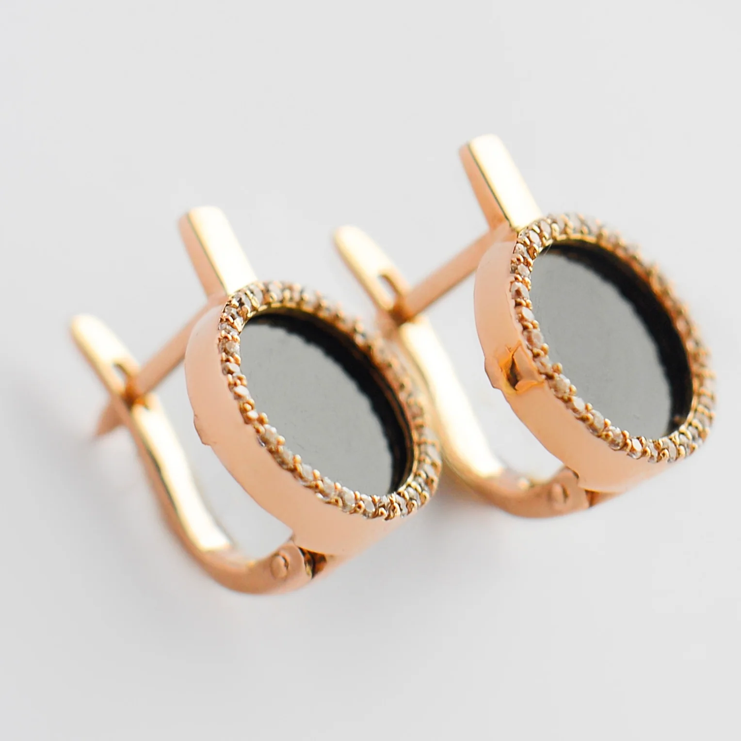 Lever Back Earrings in 14K/585 Rose Gold with Onyx and Cubic Zirconia - Image 3