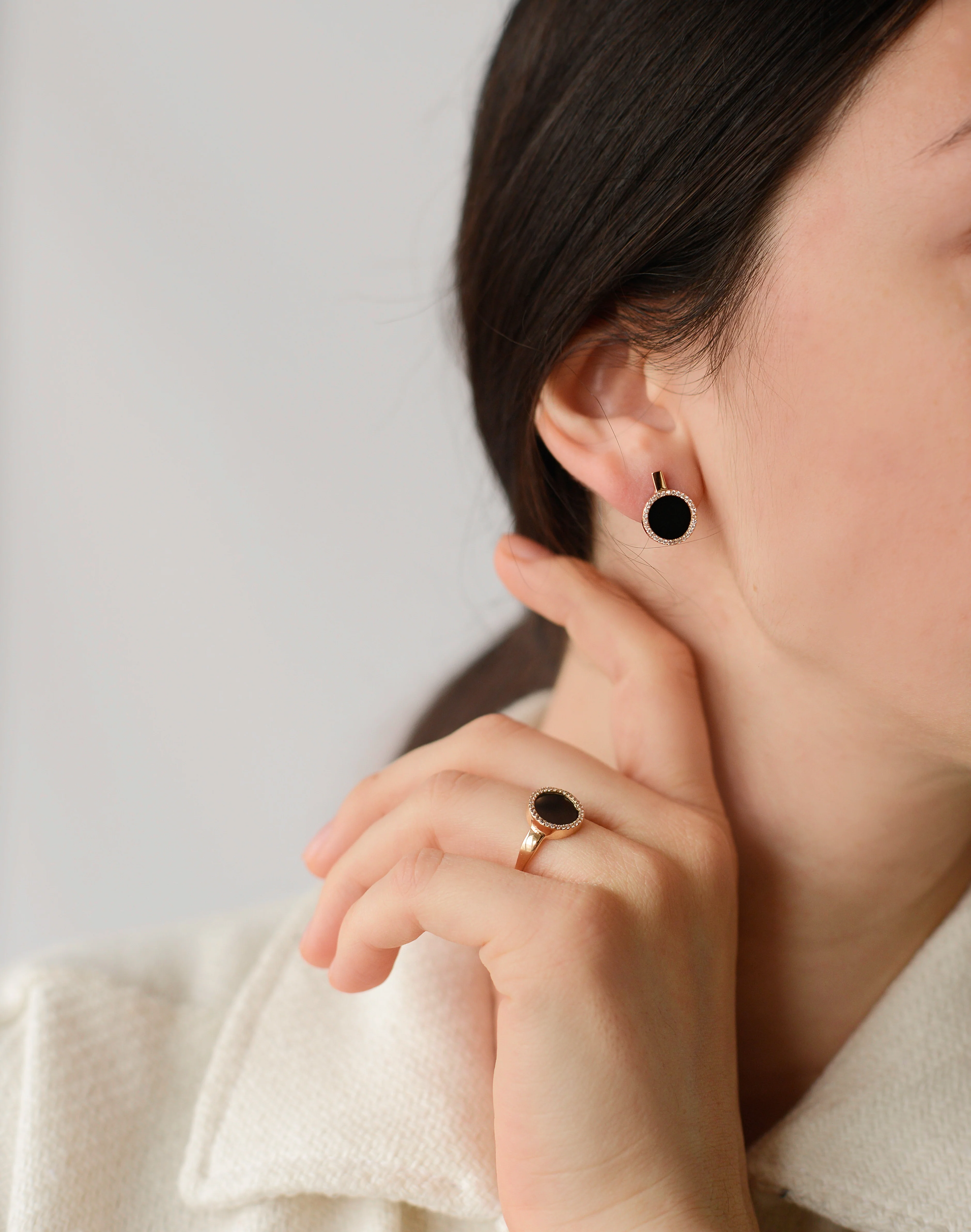 Lever Back Earrings in 14K/585 Rose Gold with Onyx and Cubic Zirconia - Image 5