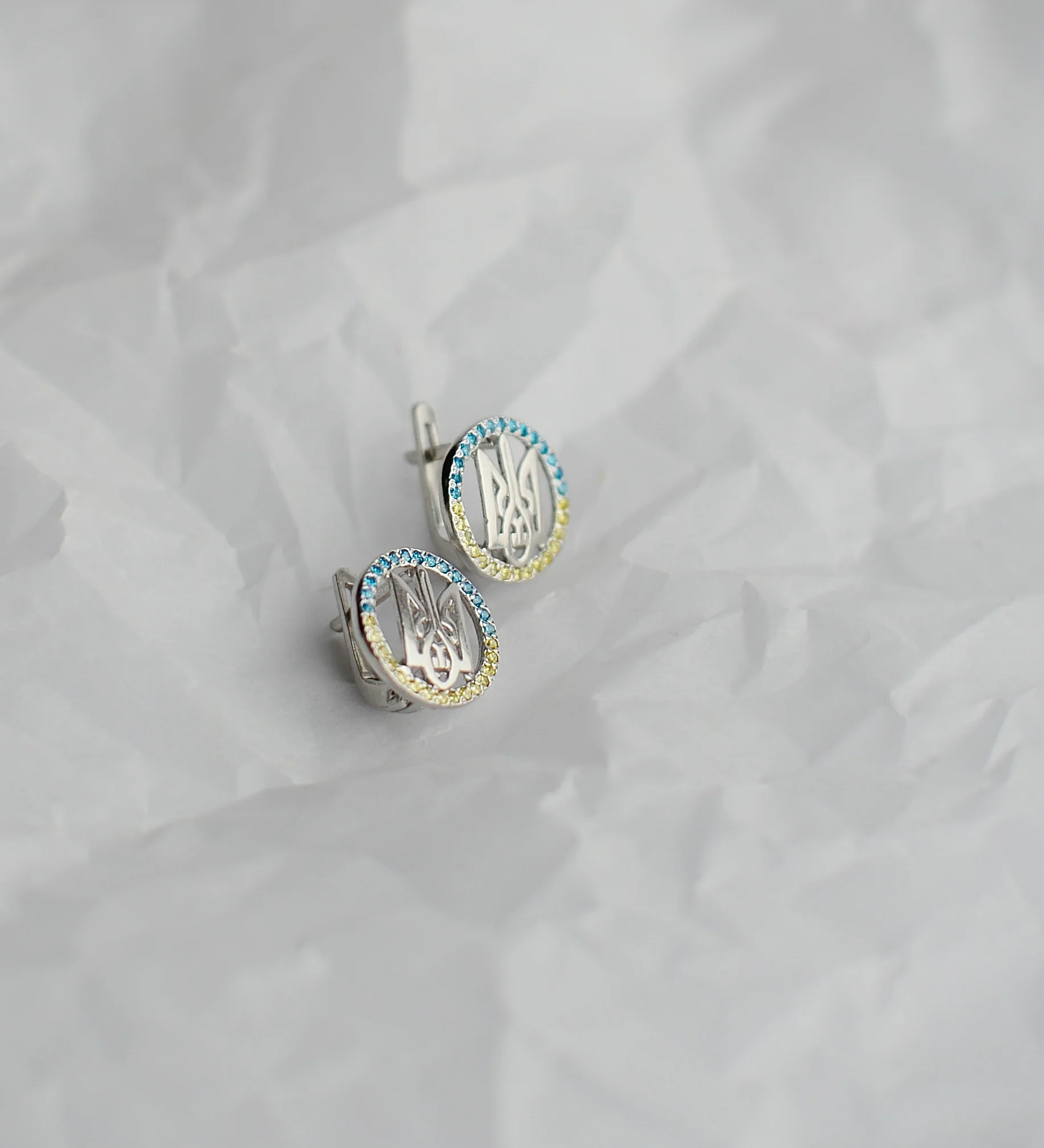 925 Sterling Silver Lever Back Tryzub Earrings in Blue and Yellow Cubic Zirconia Halo - Image 5