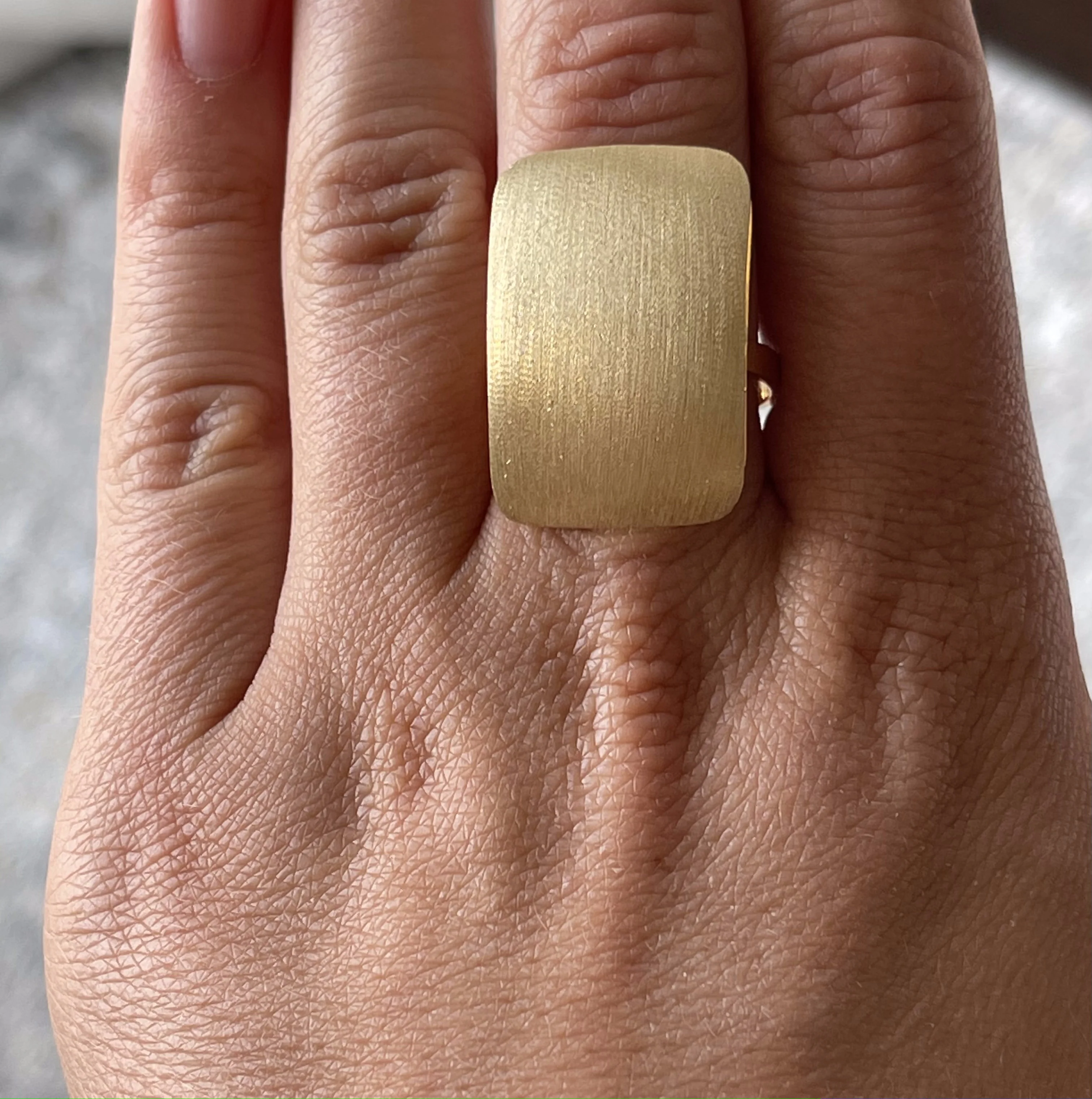 Matte Brushed 14K/585 Yellow Gold Ring - Image 3
