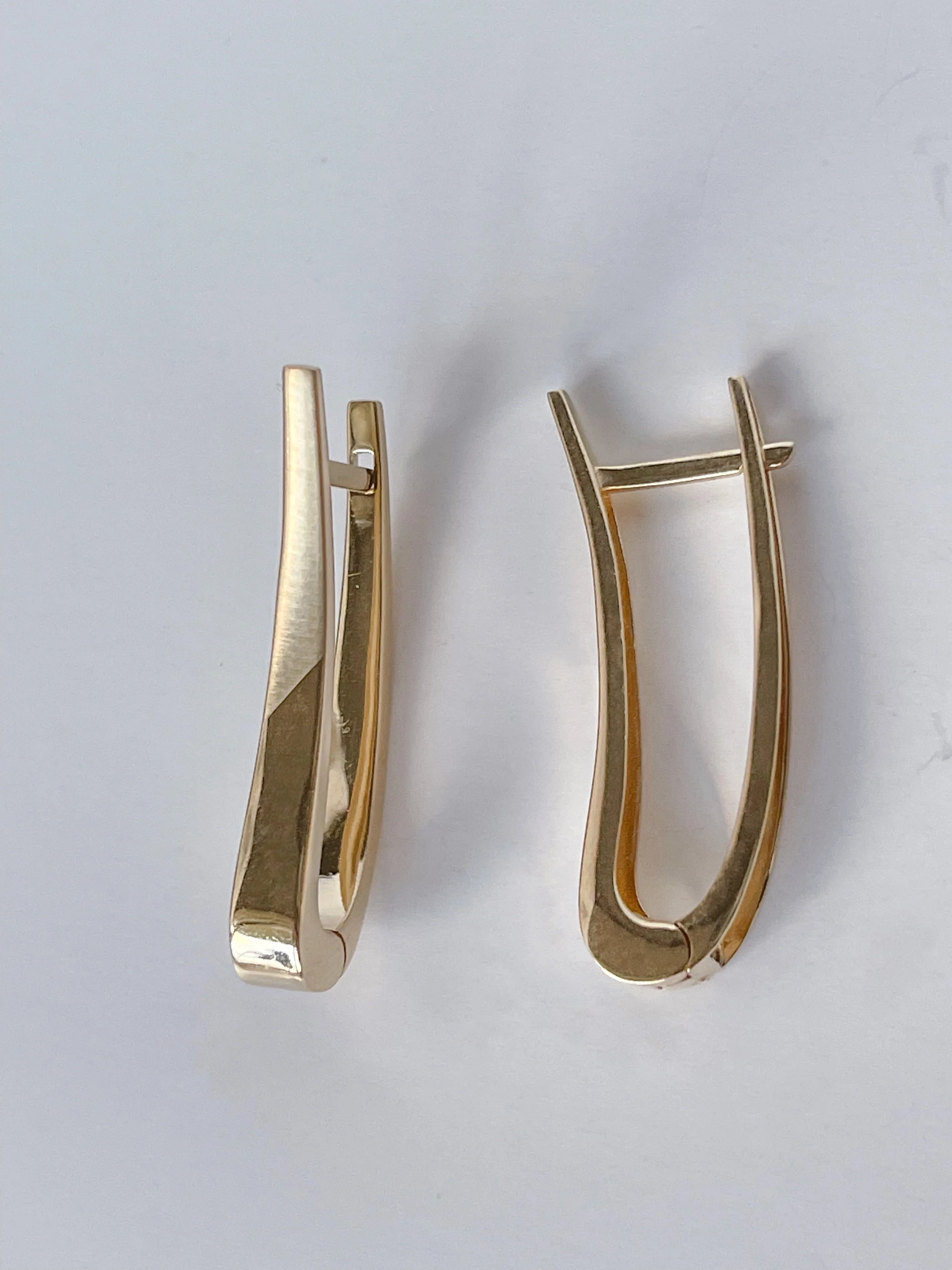 Modern Earrings in 14K/585 Yellow Gold - Image 2