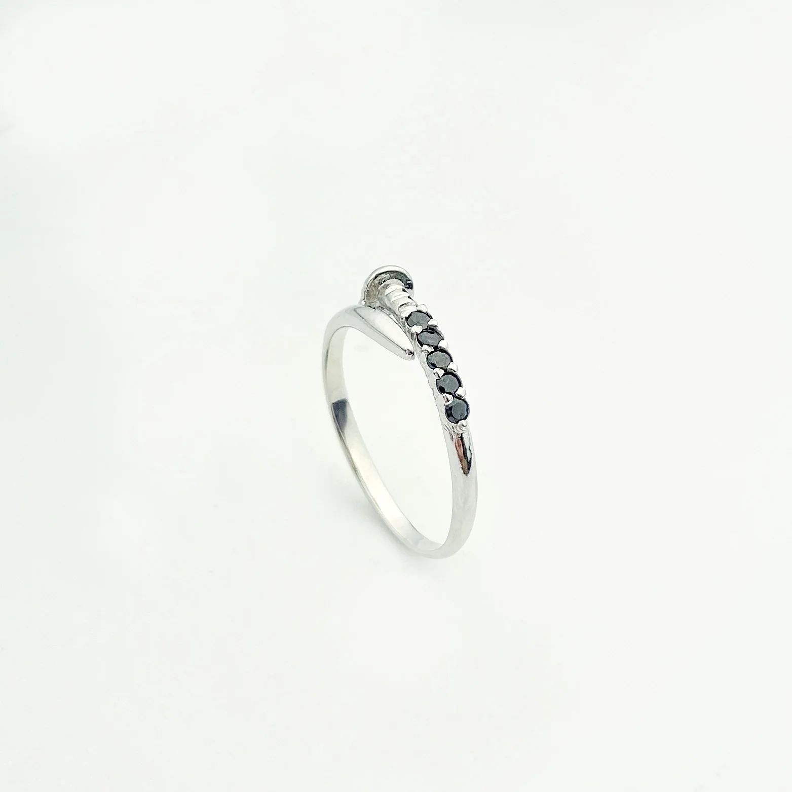 Nail Ring in 14K/585 White Gold with Black Cubic Zirconia - Image 3