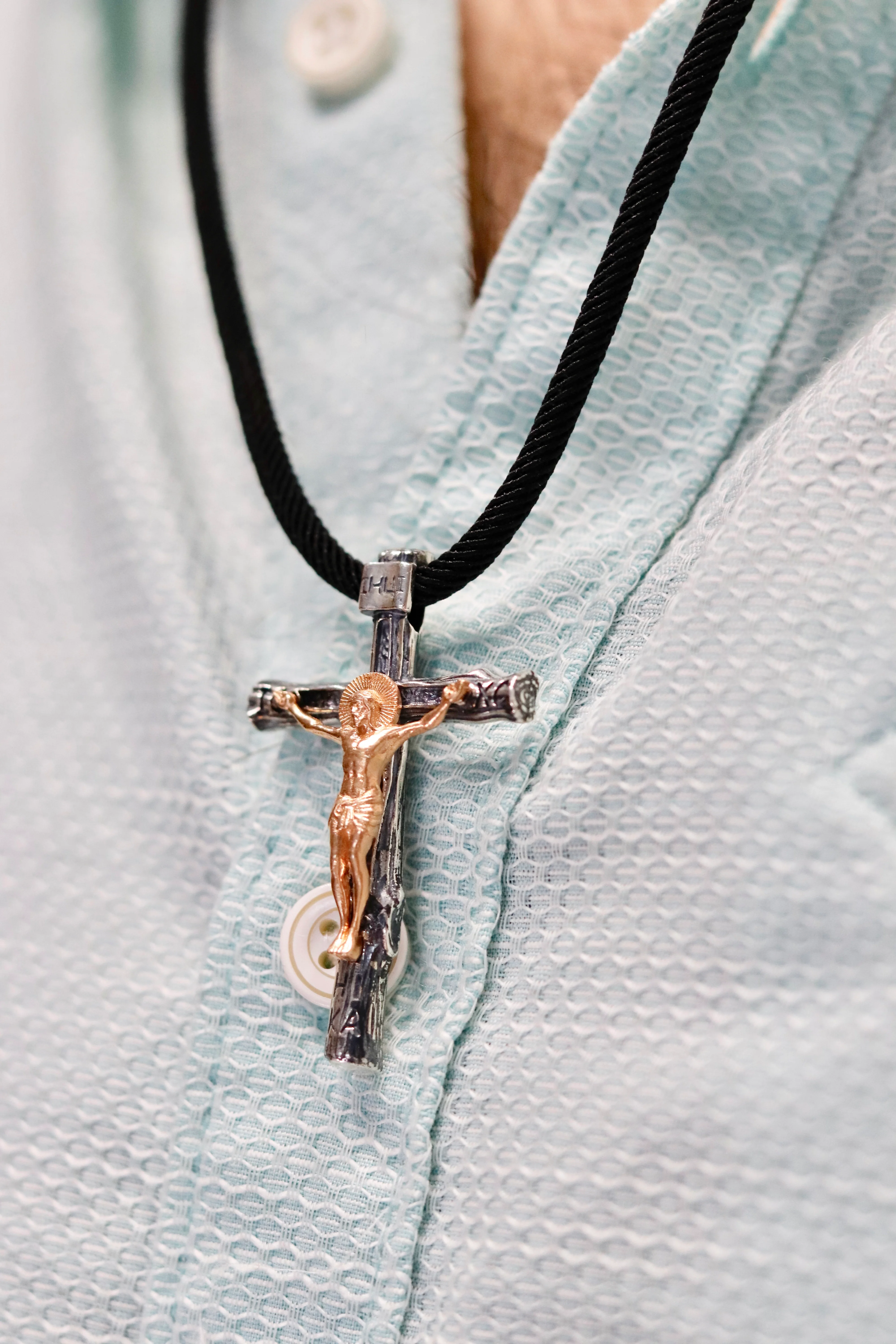925 Sterling Silver Cross Necklace with Rose Gold Plated Jesus - Image 3