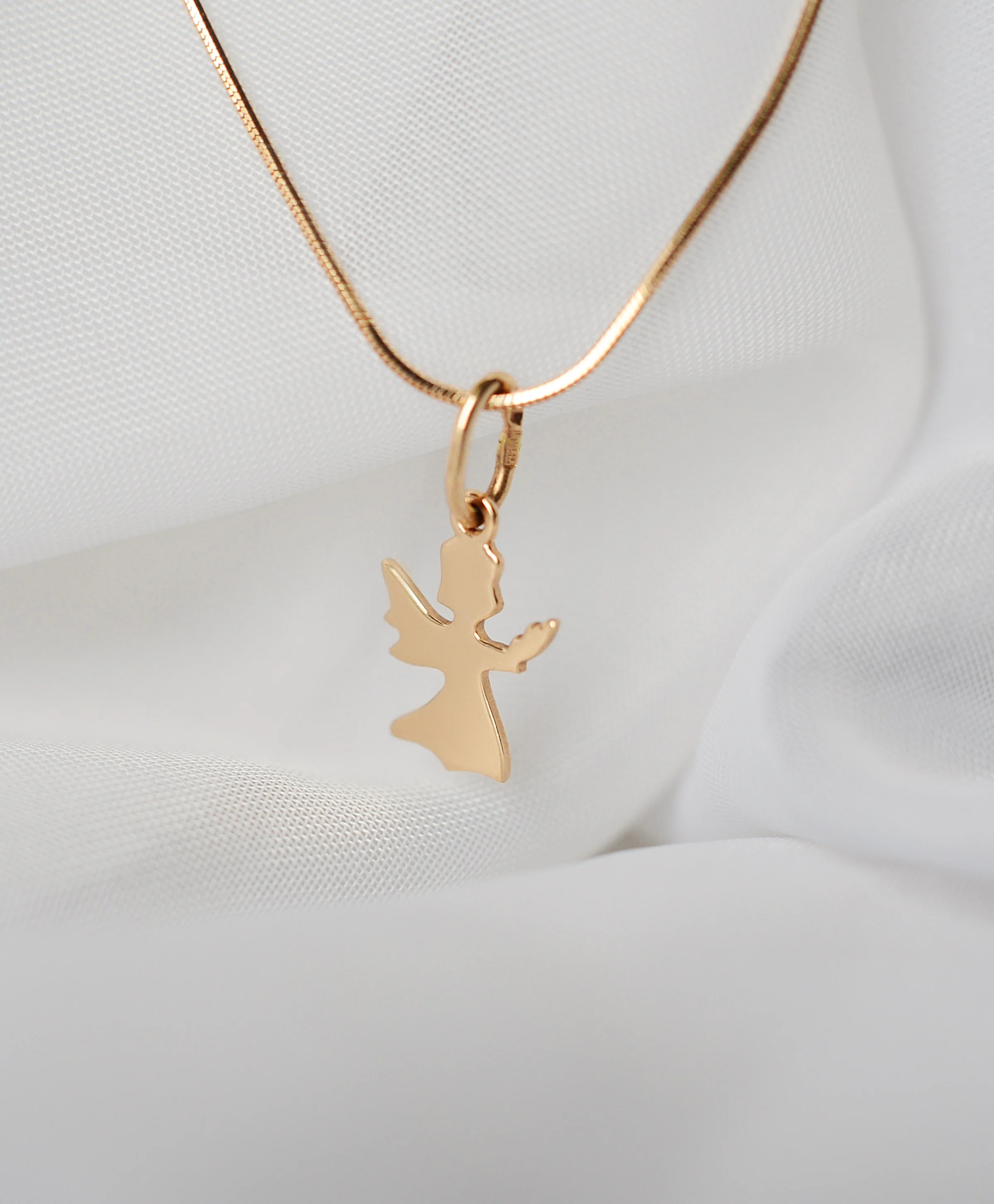 Praying Angel Religious Pendant in 14K/585 Rose Gold - Image 3