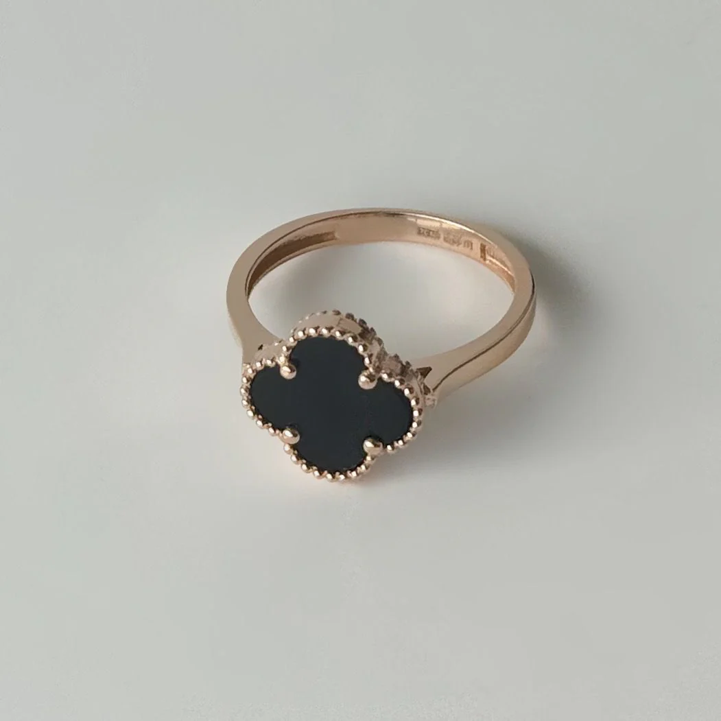 Ring in 14K/585 Rose Gold "Clover" with Onyx - Image 3
