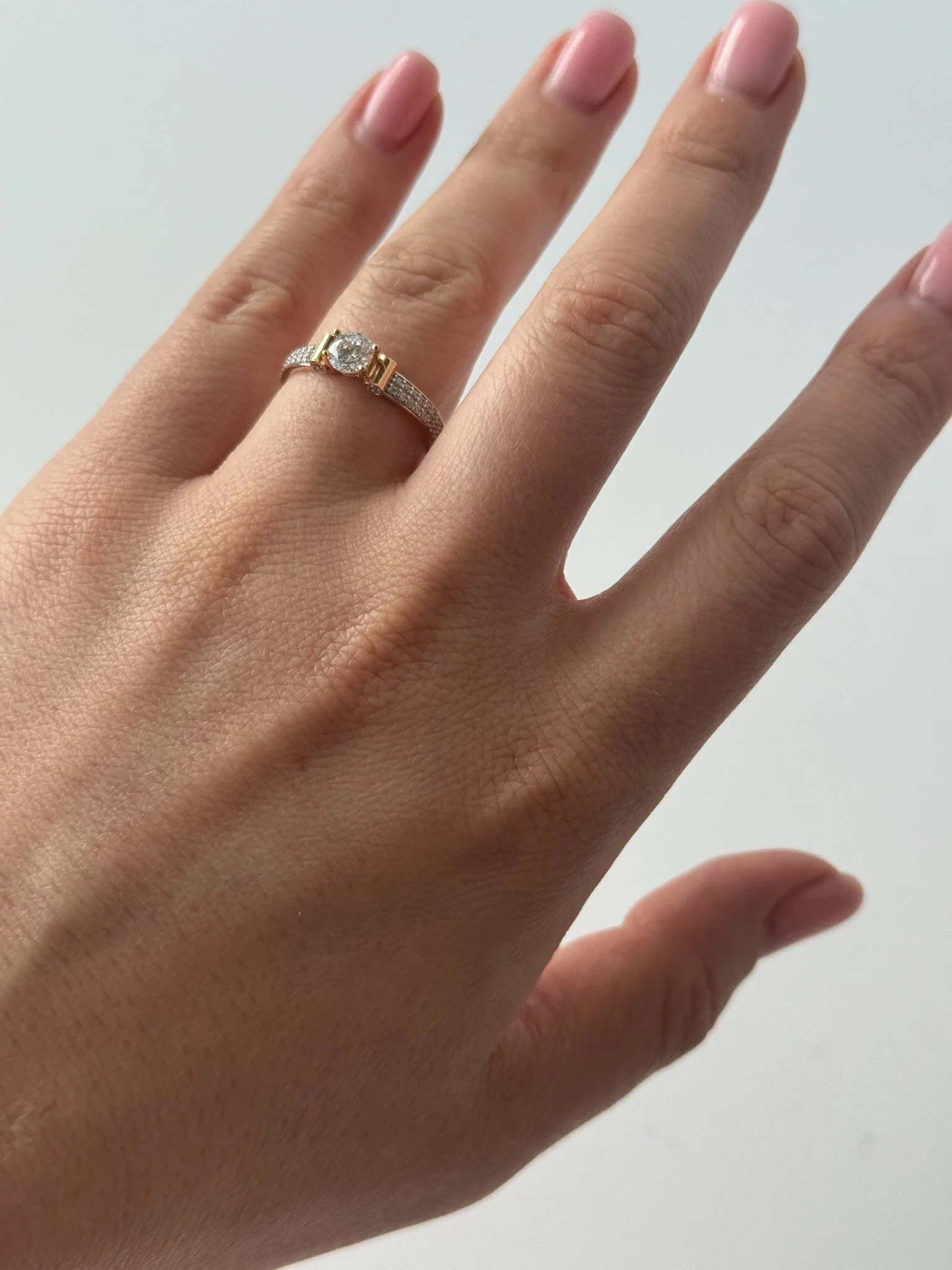 Ring in 14K/585 Rose Gold with Cubic Zirconia - Image 2
