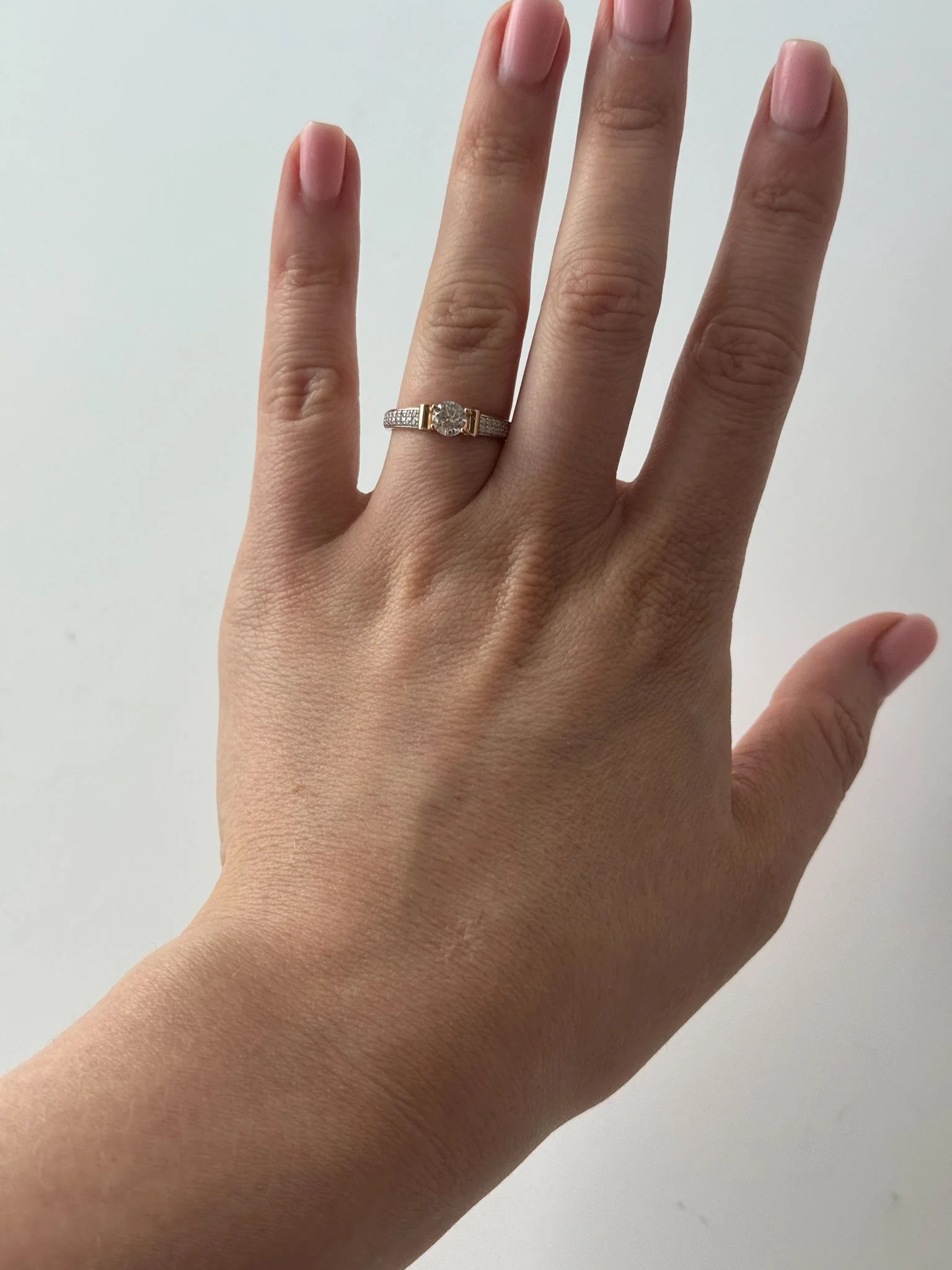 Ring in 14K/585 Rose Gold with Cubic Zirconia - Image 4