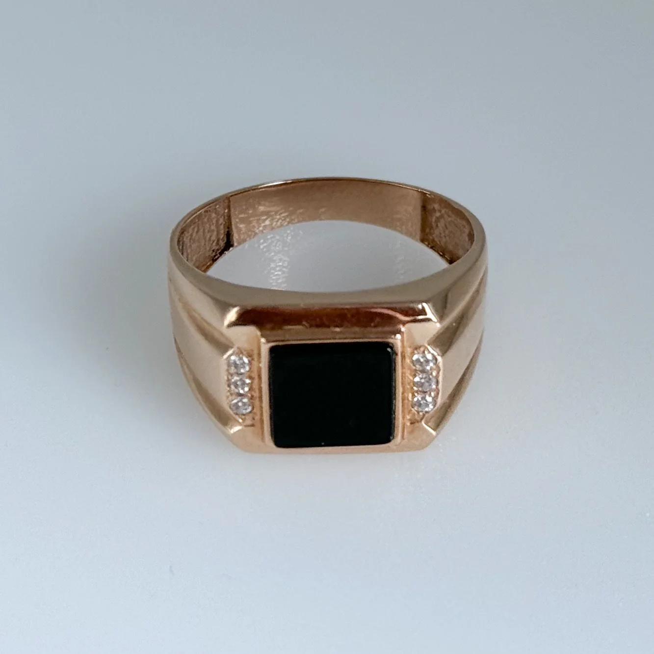 Ring in 14K/585 Rose Gold with Onyx and Cubic Zirconia - Image 3