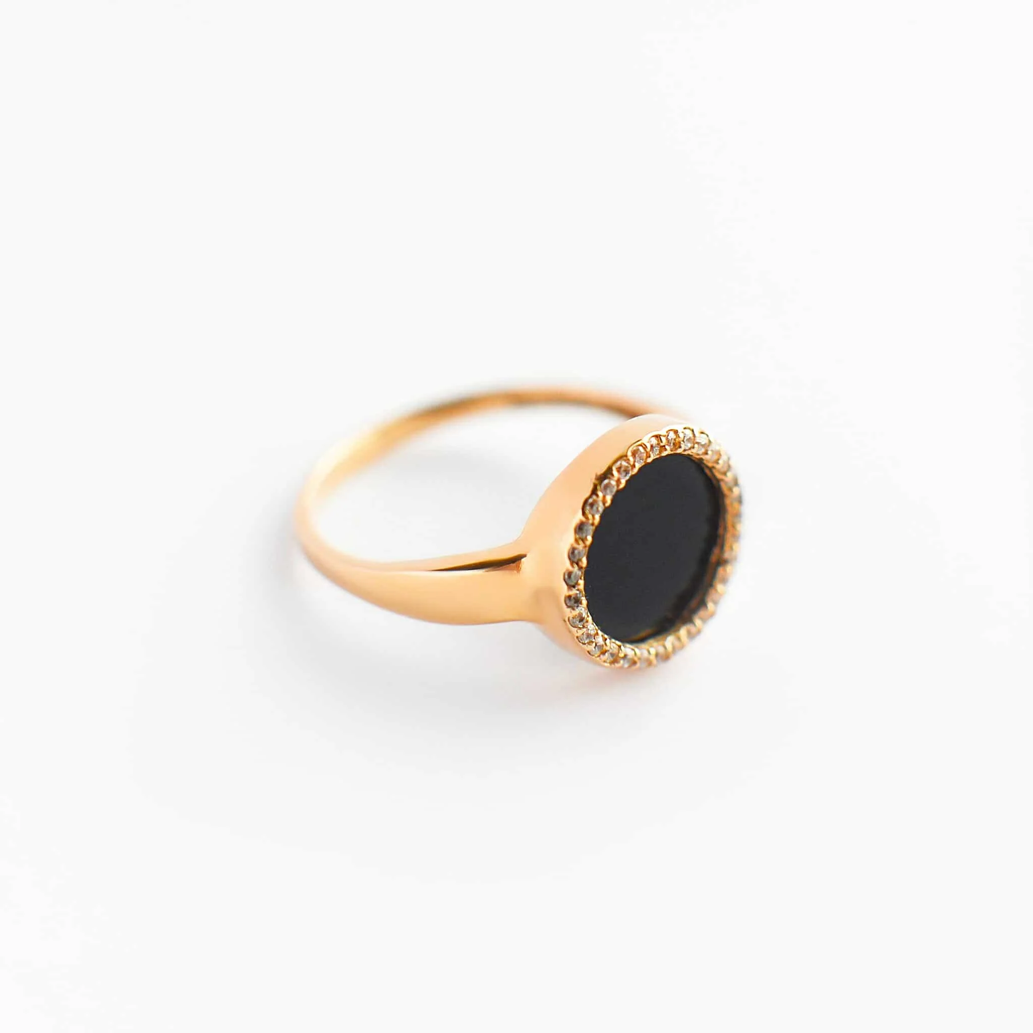 Ring in 14K/585 Rose Gold with Onyx and Cubic Zirconia - Image 2