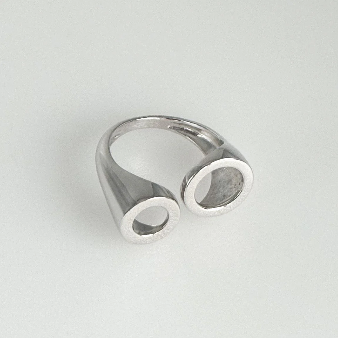 Ring in 14K/585 White Gold Circles