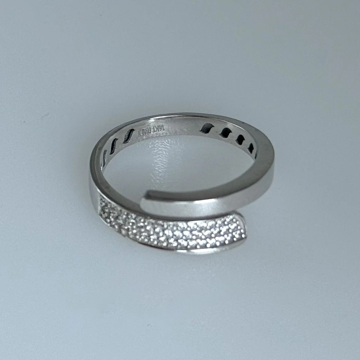 Ring in 14K/585 White Gold with Cubic Zirconia - Image 5
