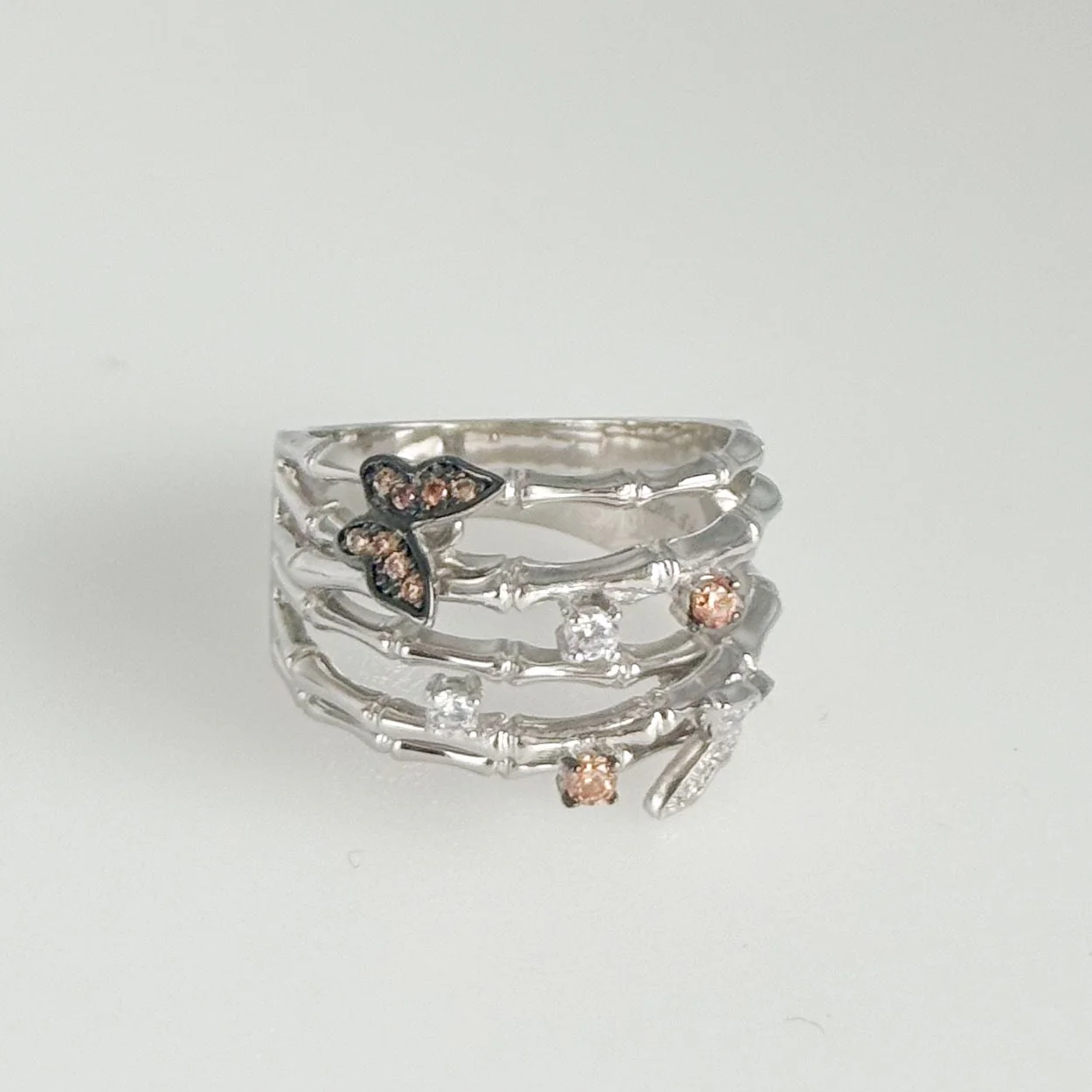 Ring in 14K/585 White Gold with Cubic Zirconia Butterflies - Image 3