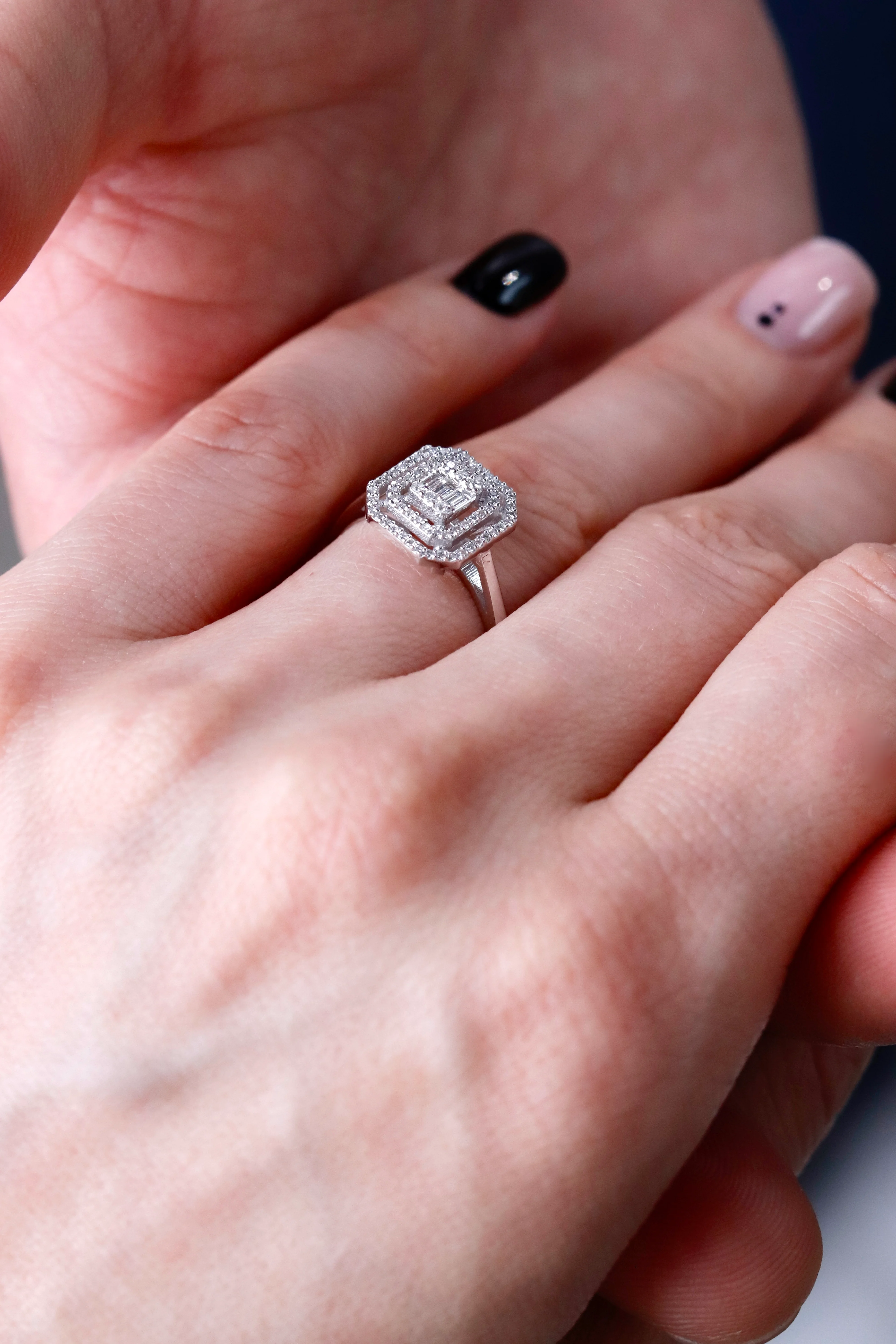 Ring in 14K/585 White Gold with Diamonds - Image 6